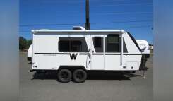 2027 Winnebago Micro Minnie 2000FRB RV