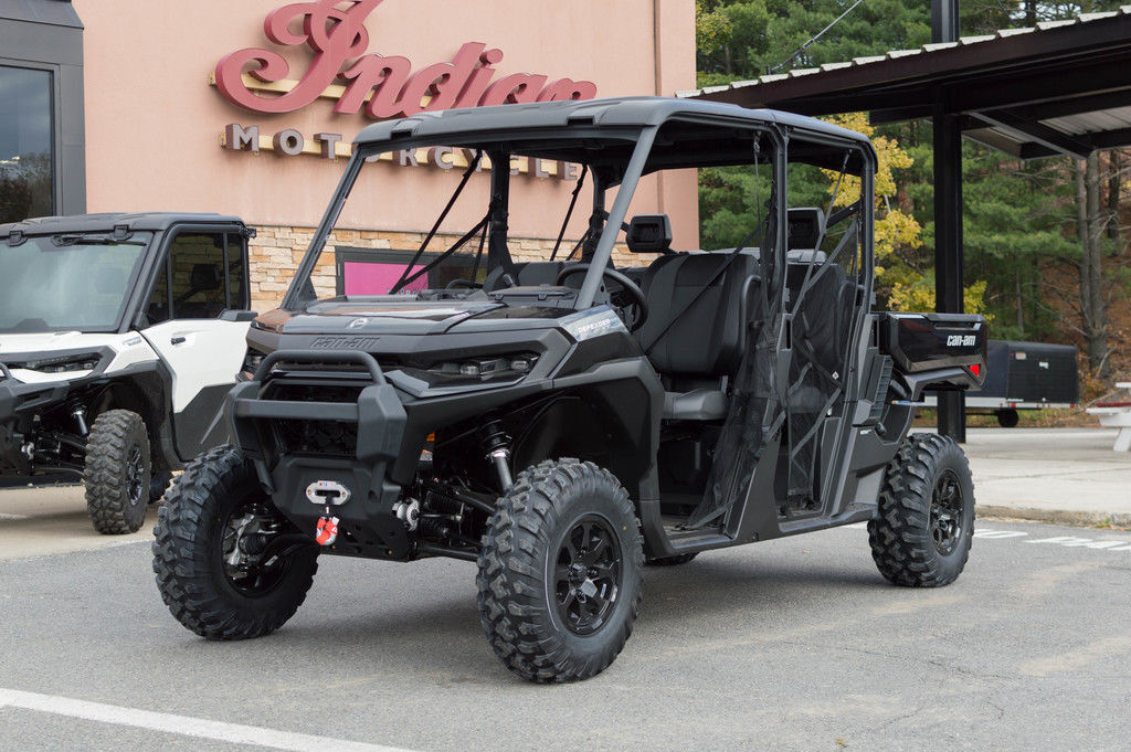 2026 Can-Am Defender MAX XT HD11 With 10.25 in.display XT HD10 in dunmore PA