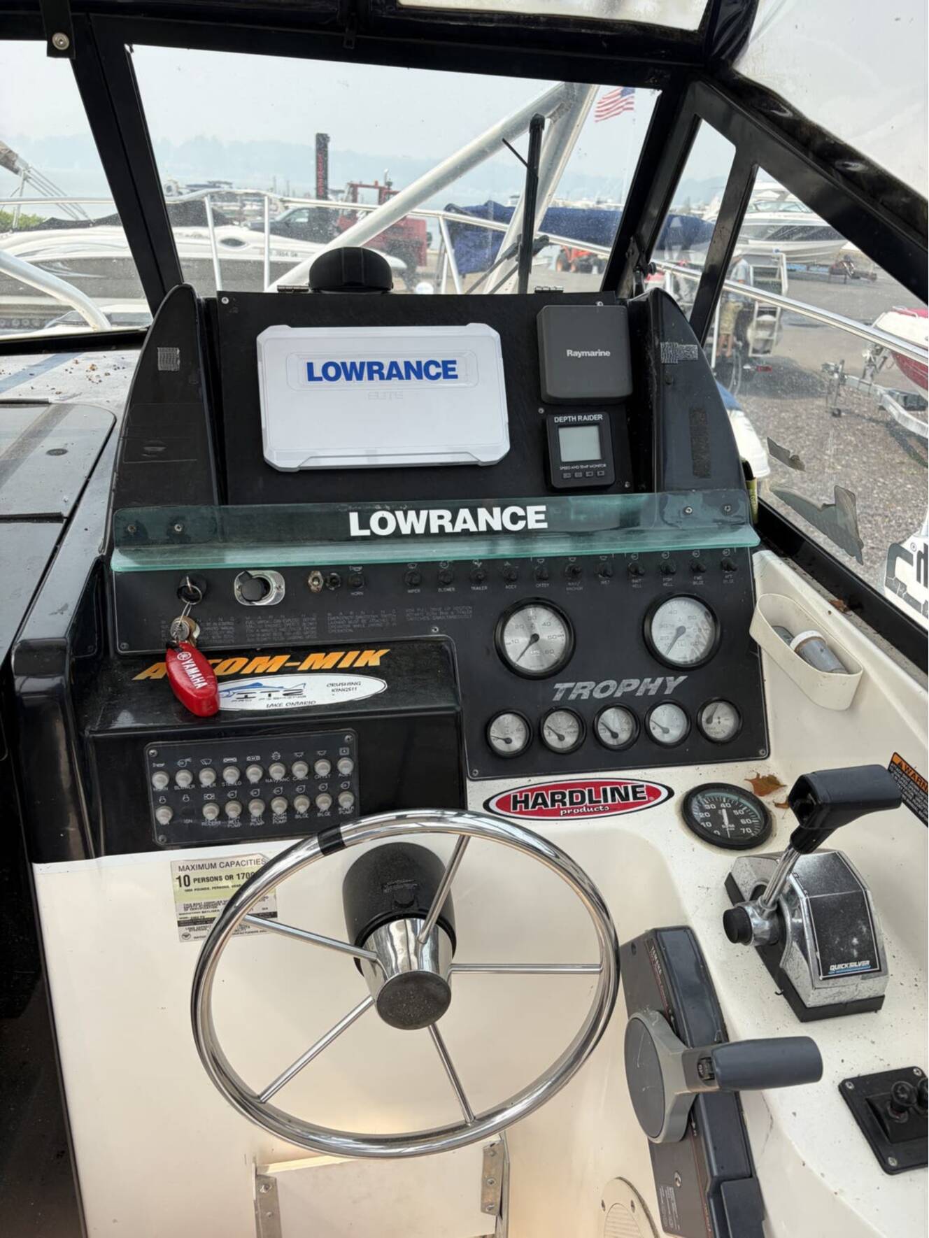 A photo of this 1997 Bayliner Trophy 2502