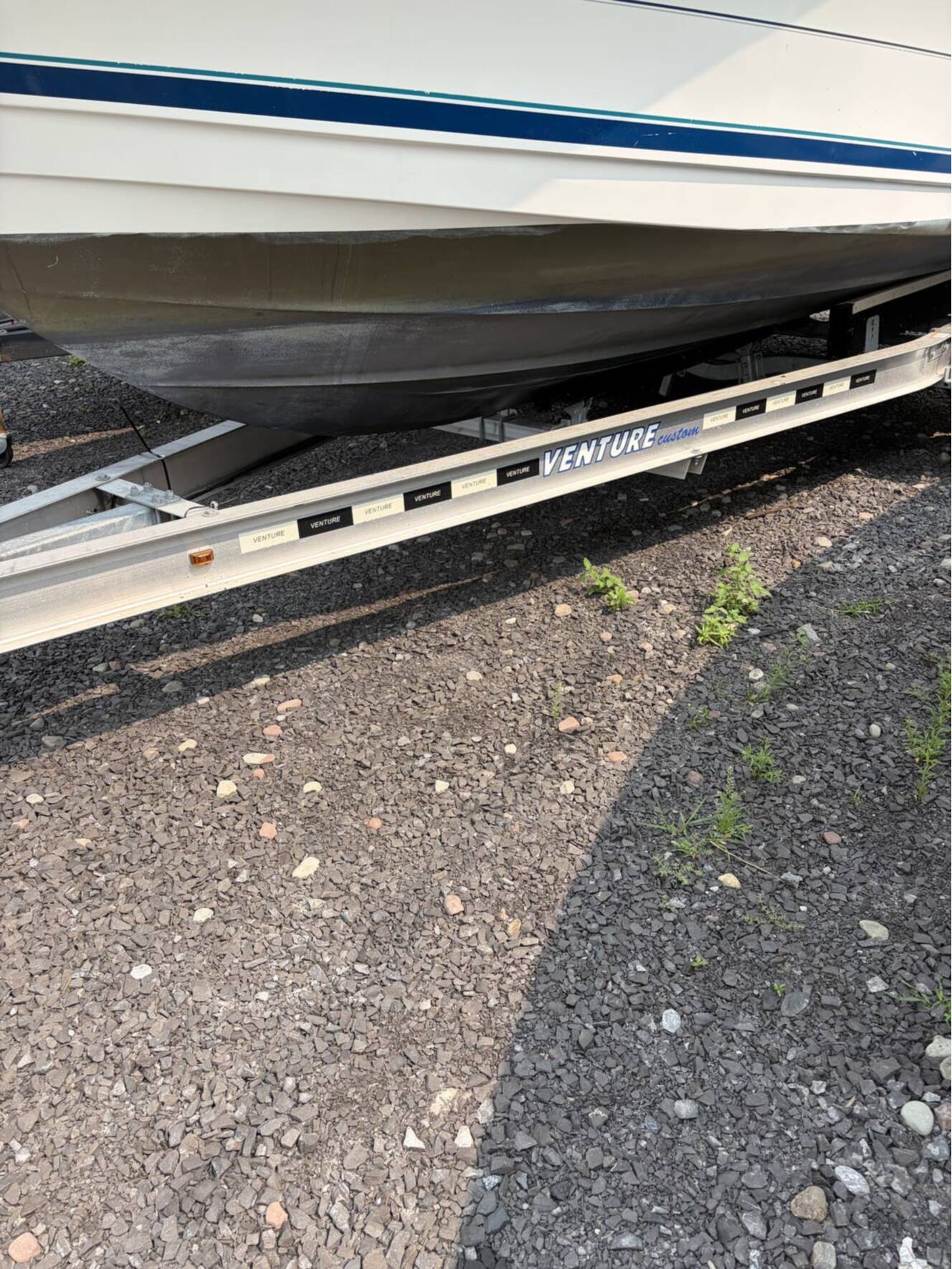 A photo of this 1997 Bayliner Trophy 2502