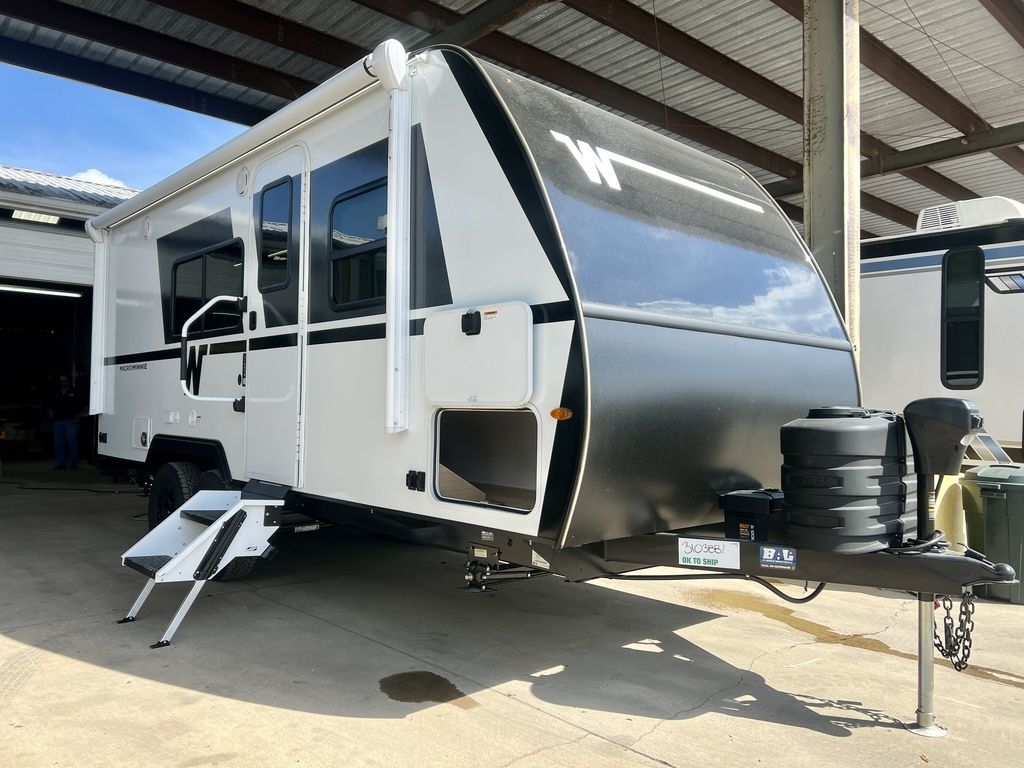 2026 Winnebago Micro Minnie 2108TB in sealy TX