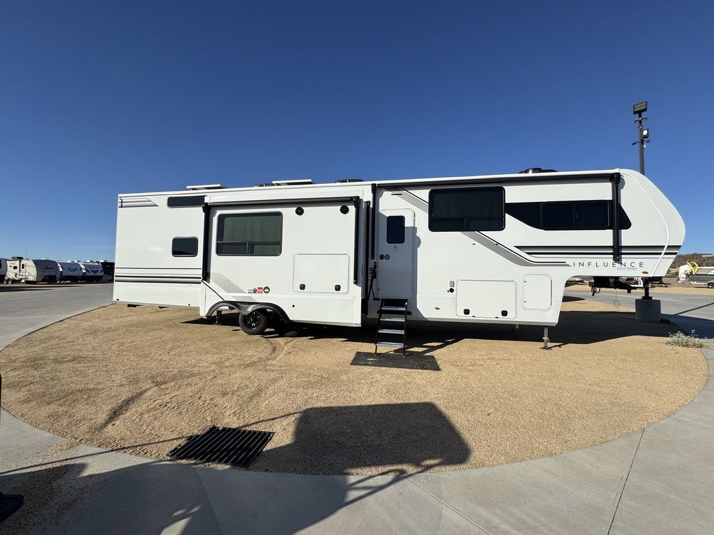 2026 Grand Design Influence 3804DS in lake havasu city AZ