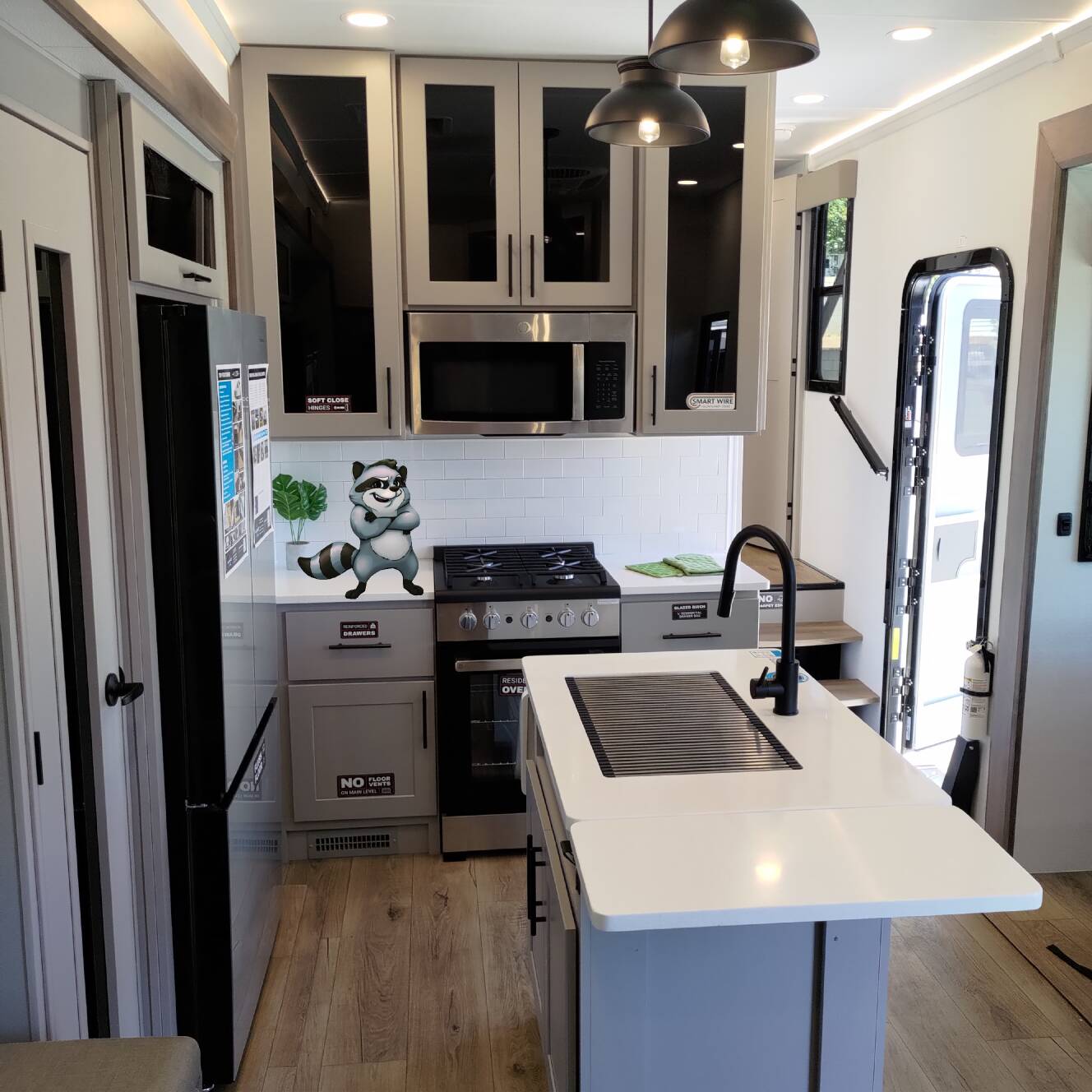 A photo of this 2026 Alliance Rv VALOR 42V14