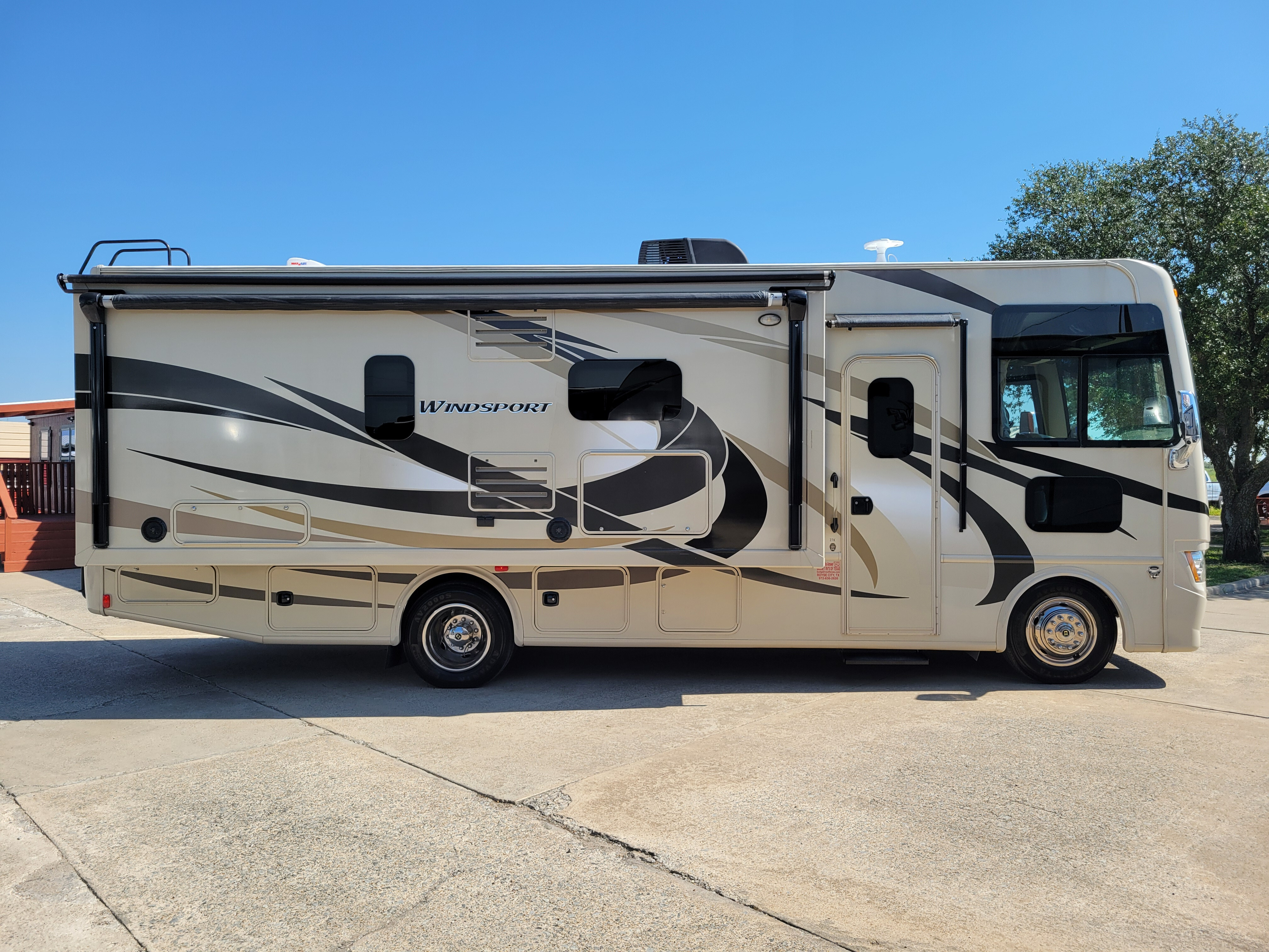 2016 Thor Motor Coach Windsport 27K in royse city TX