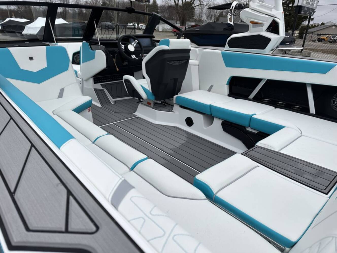 A photo of this 2026 Nautique Super Air Nautique GS22