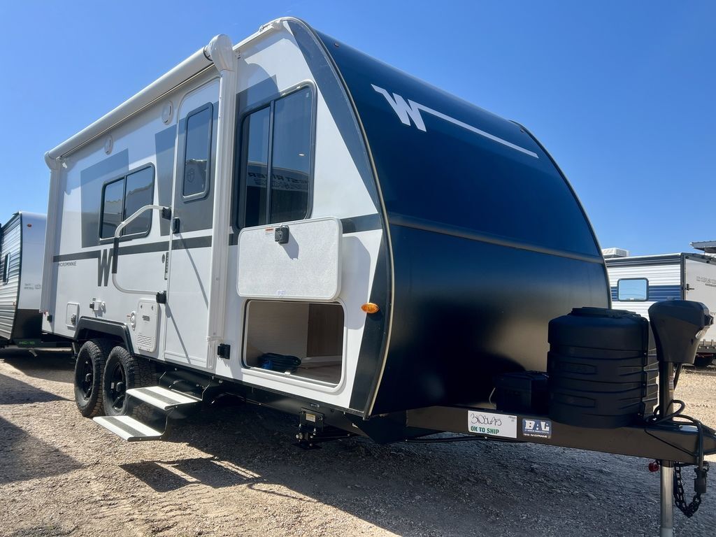 2026 Winnebago Micro Minnie 1800BH in sealy TX