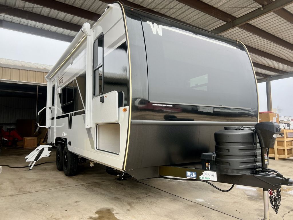 2026 Winnebago Thrive 18FBS in sealy TX