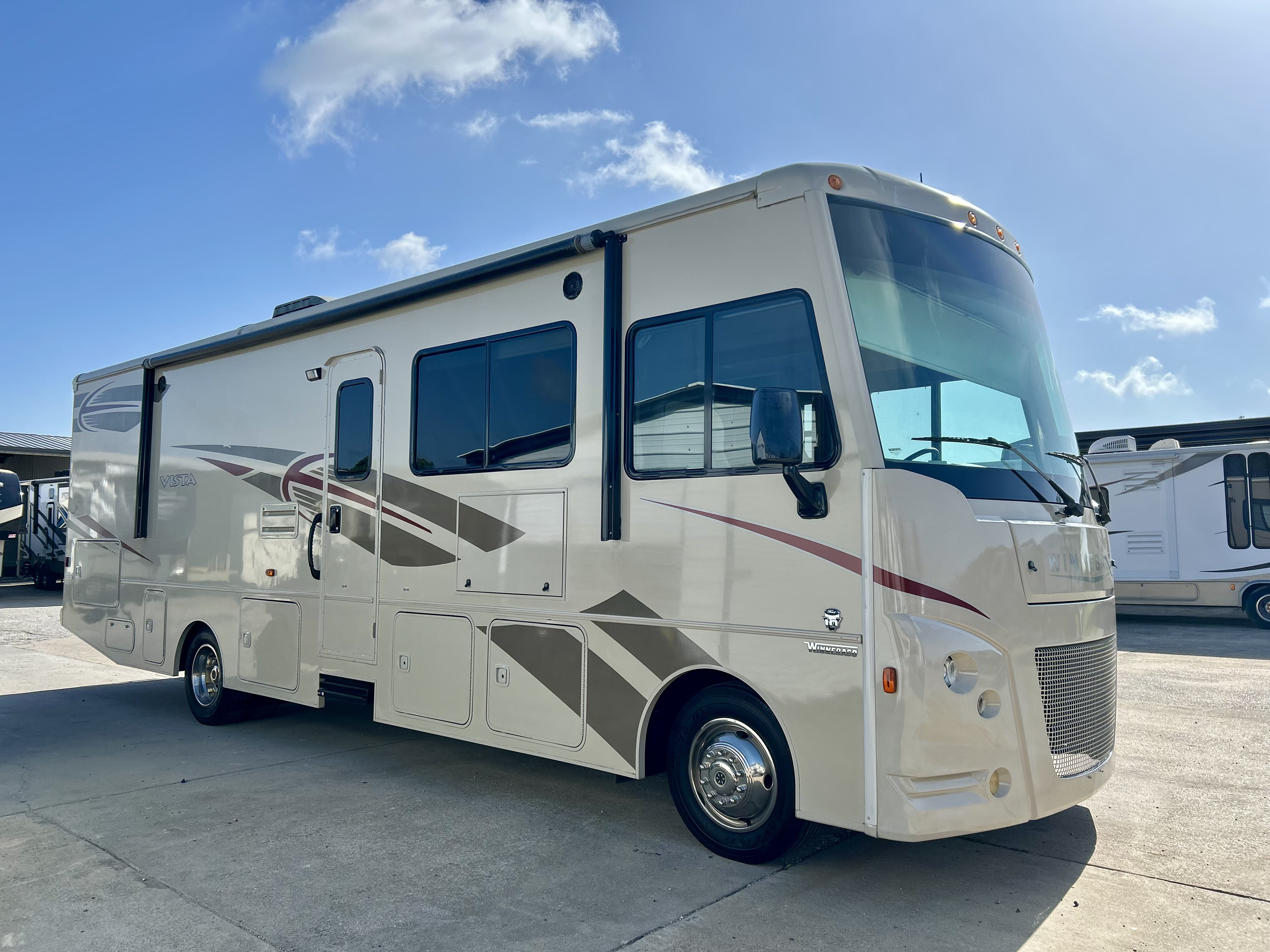 2017 Winnebago Vista 31BE in royse city TX