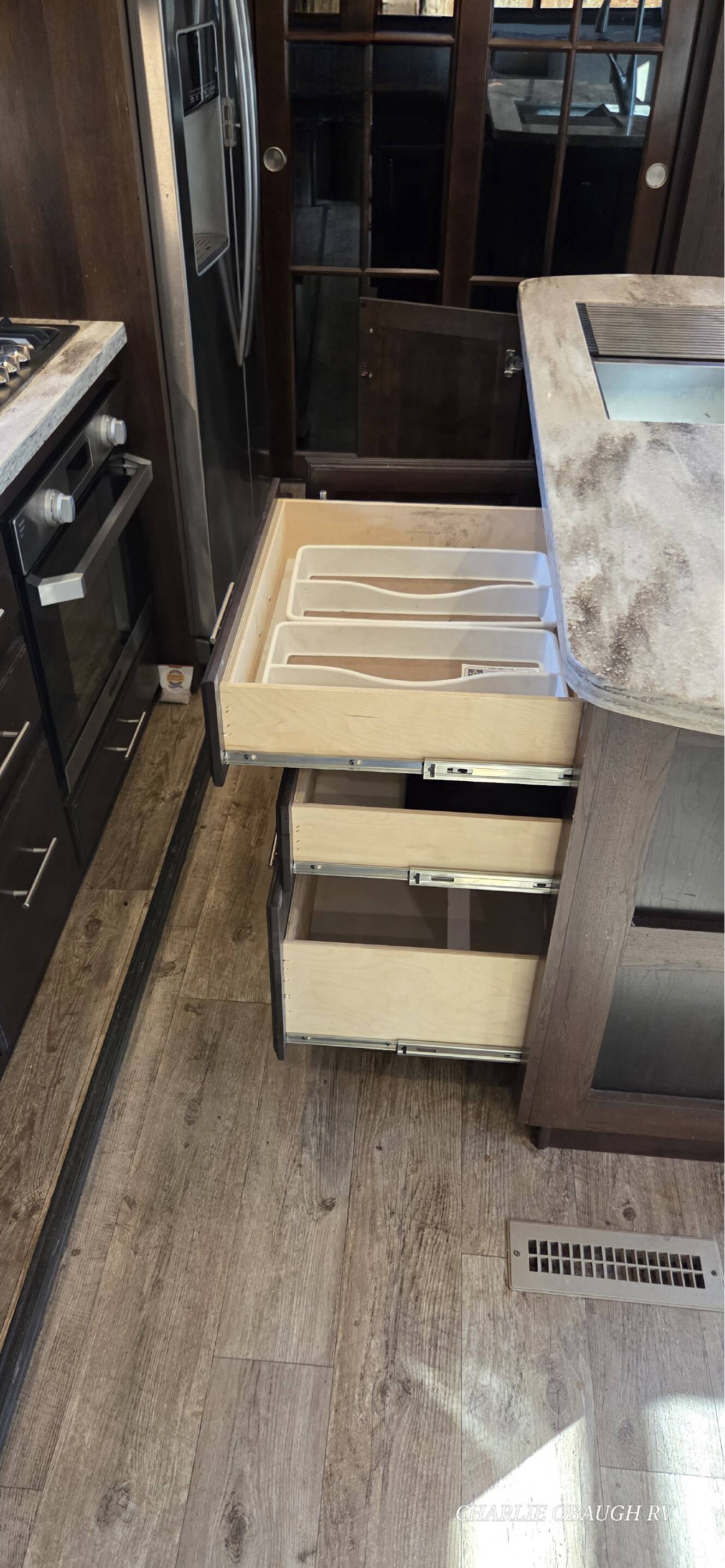 A photo of this 2020 Jayco North Point 381DLQS