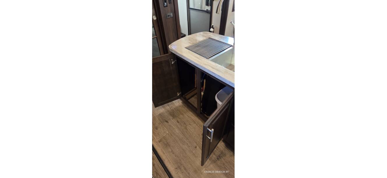 A photo of this 2020 Jayco North Point 381DLQS