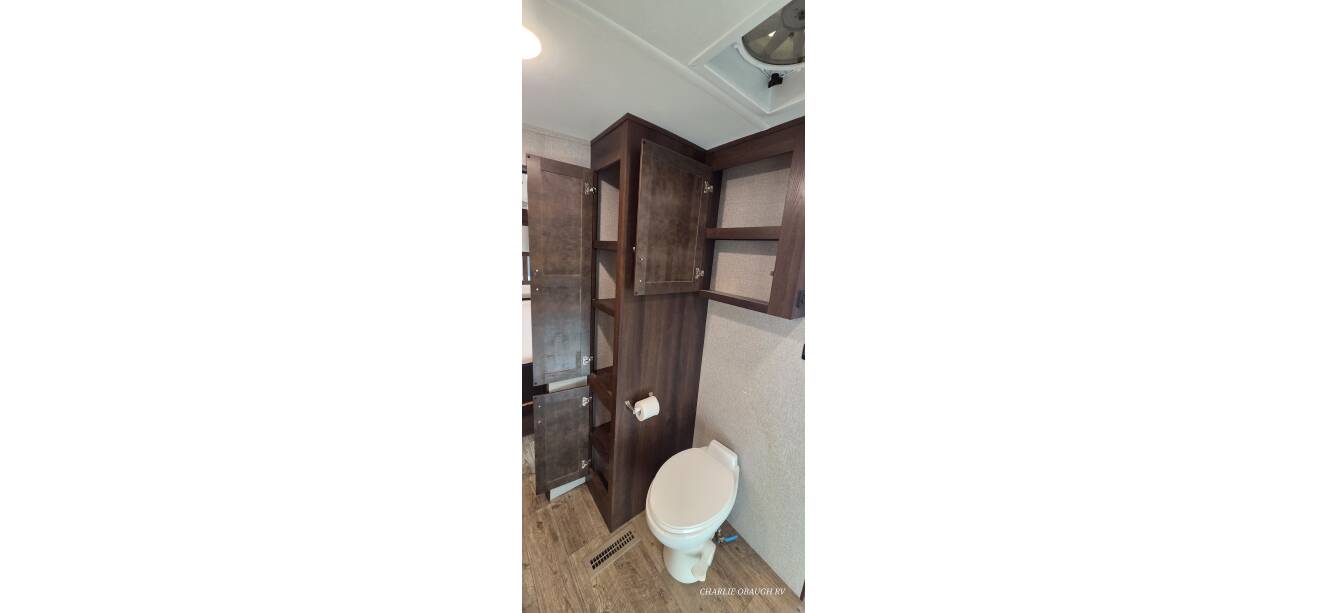 A photo of this 2020 Jayco North Point 381DLQS