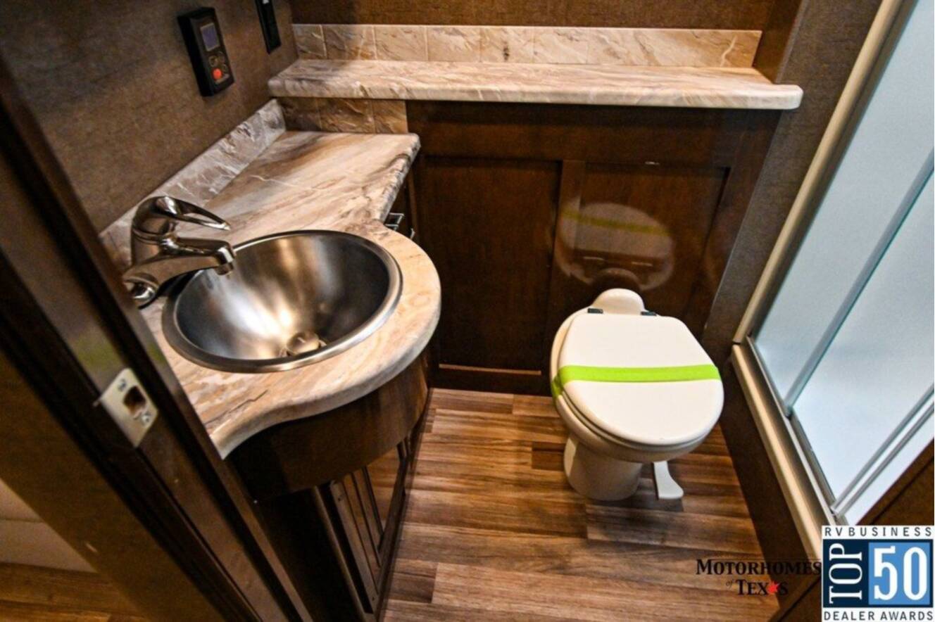 A photo of this 2019 Thor Motor Coach Palazzo 33.2
