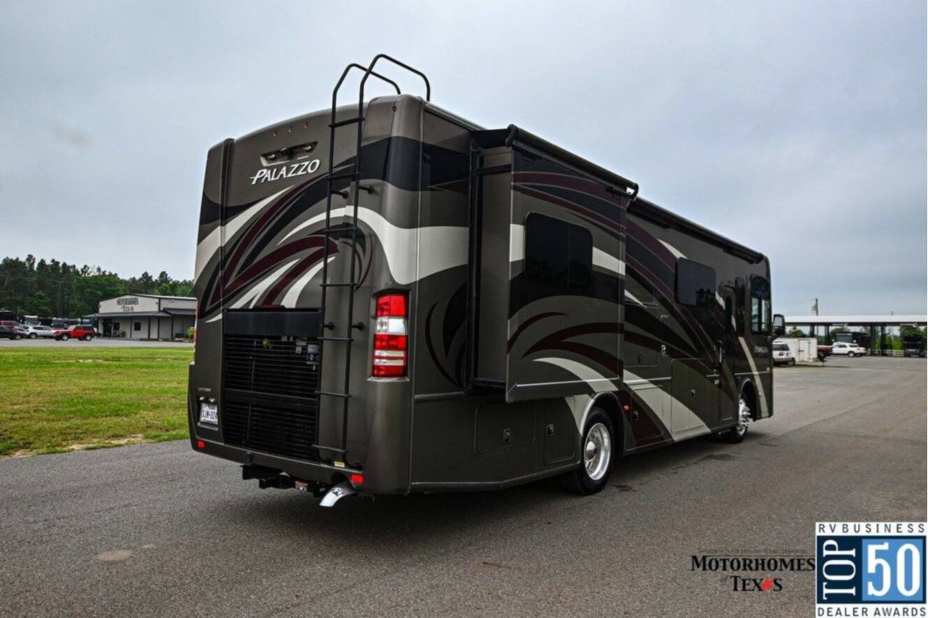 A photo of this 2019 Thor Motor Coach Palazzo 33.2