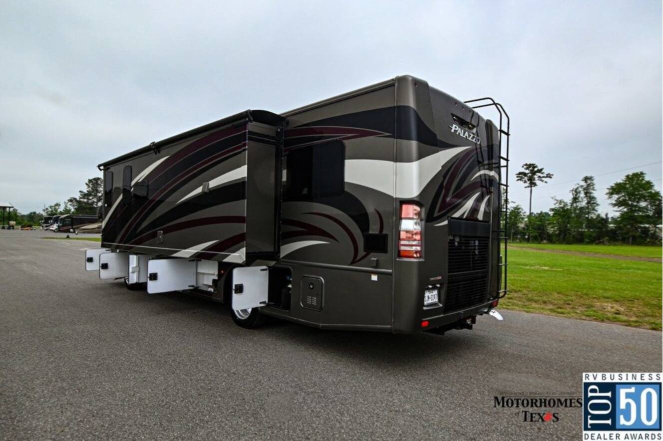 A photo of this 2019 Thor Motor Coach Palazzo 33.2