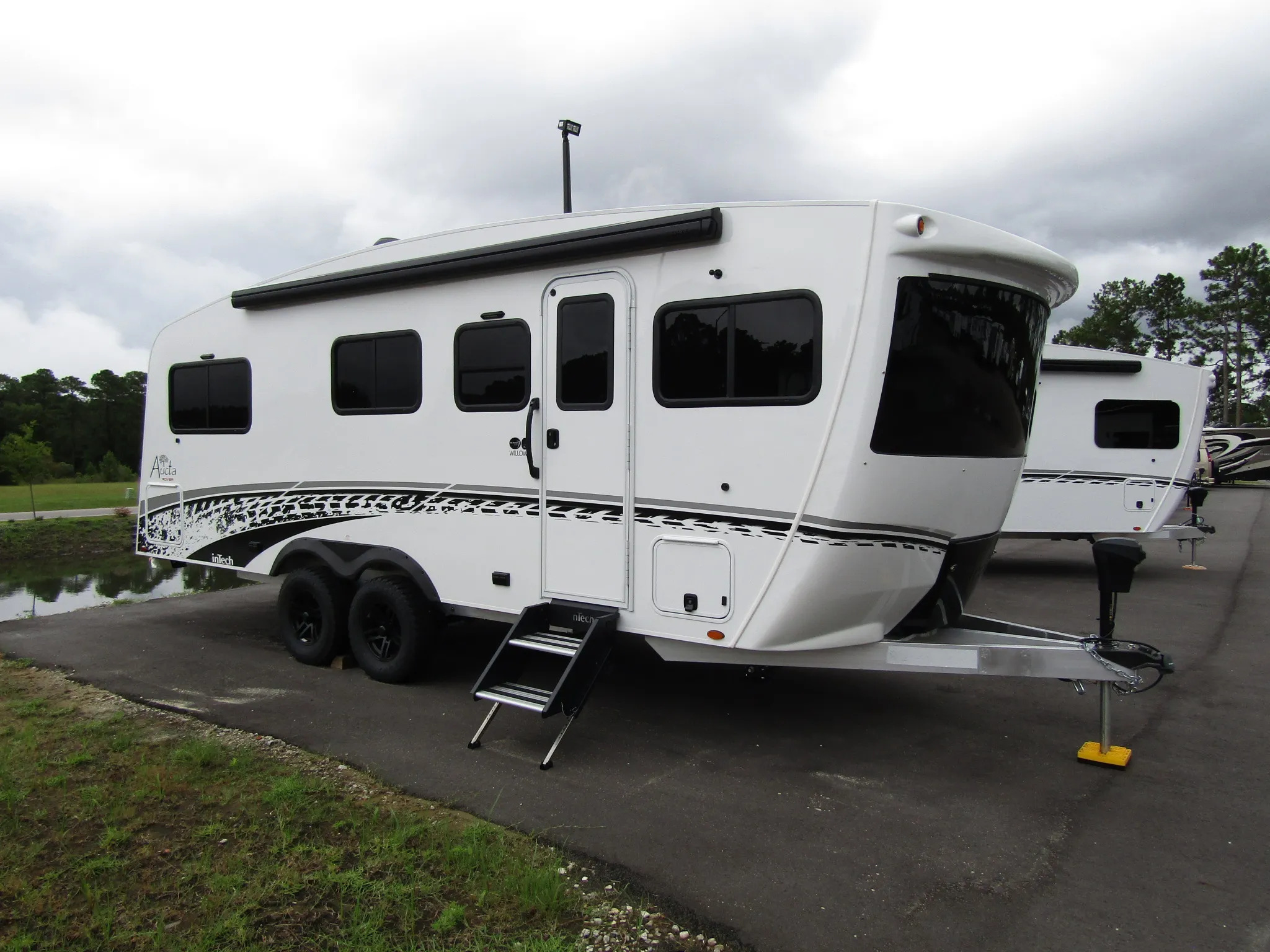 2026 Intech INTECH AUCTA WILLOW RV