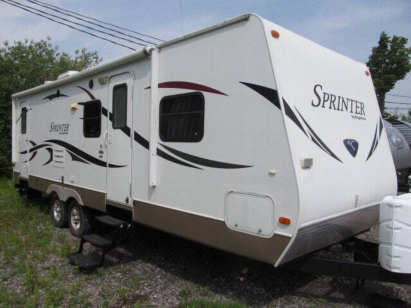 A photo of this 2012 Keystone Sprinter 272BH