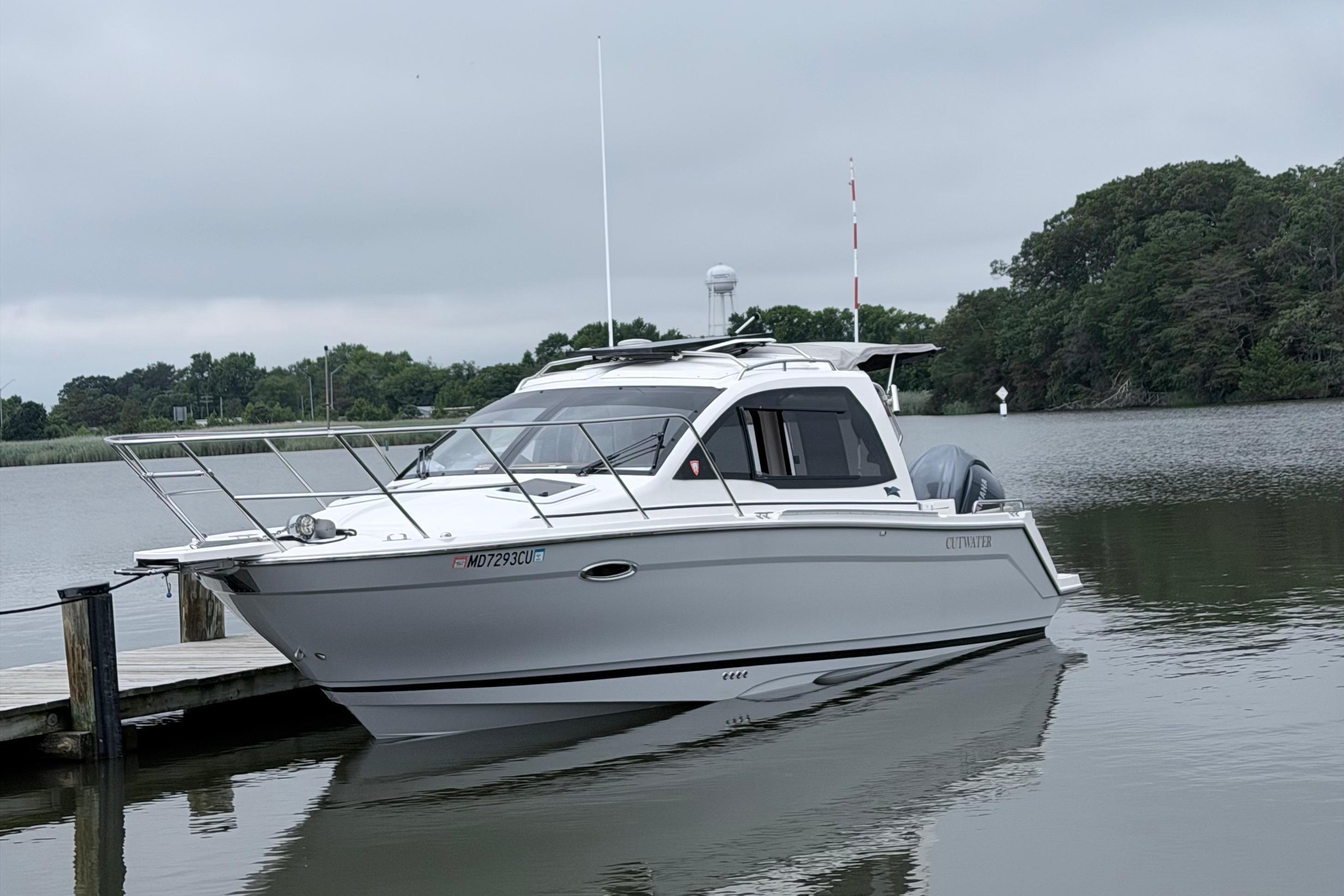 2022 Cutwater C-24 Coupe Cruiser Boat boat