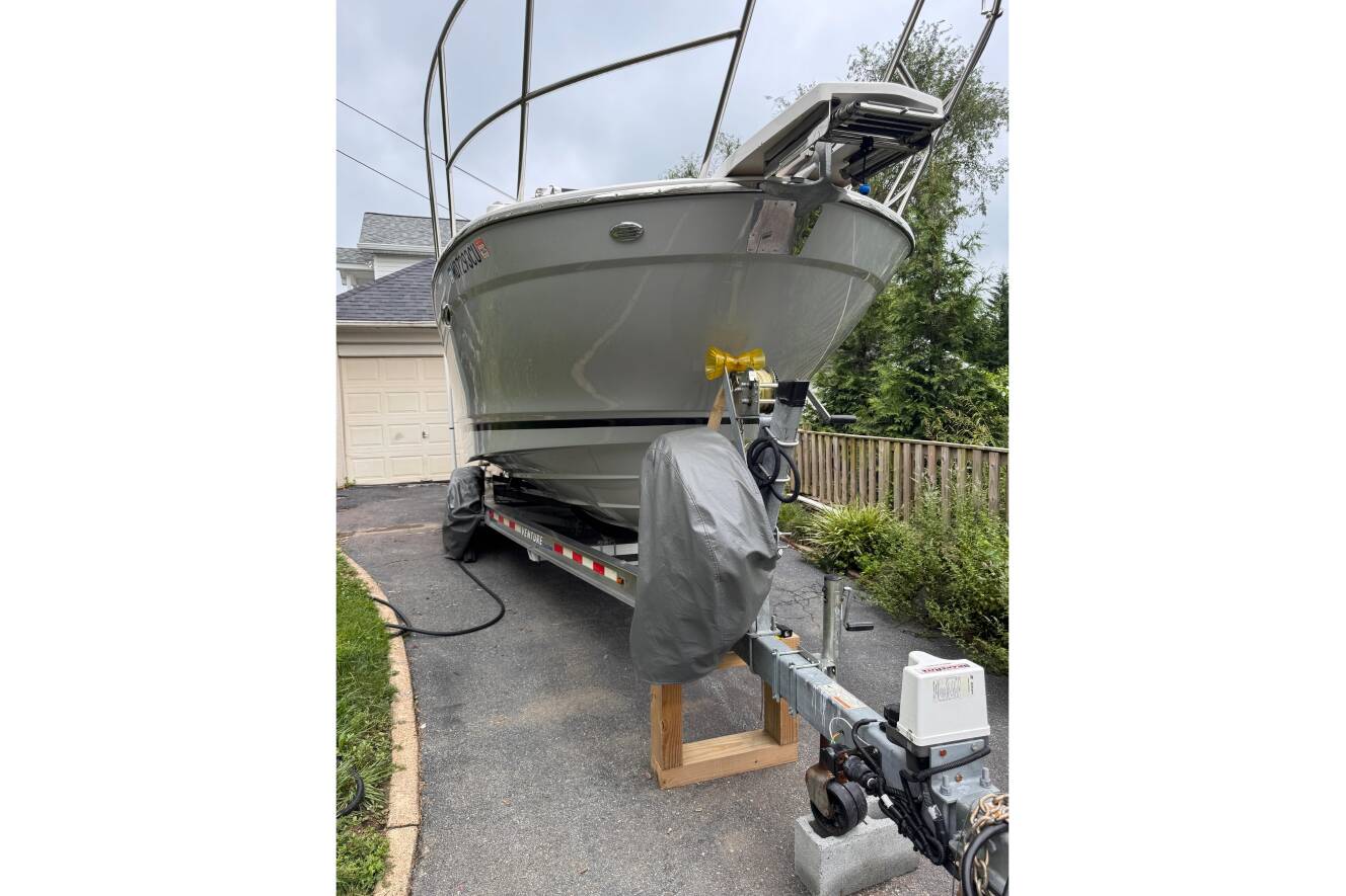 A photo of this 2022 Cutwater C-24 Coupe