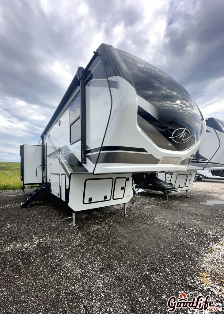 2025 Keystone Montana High Country 325RK in webster city IA