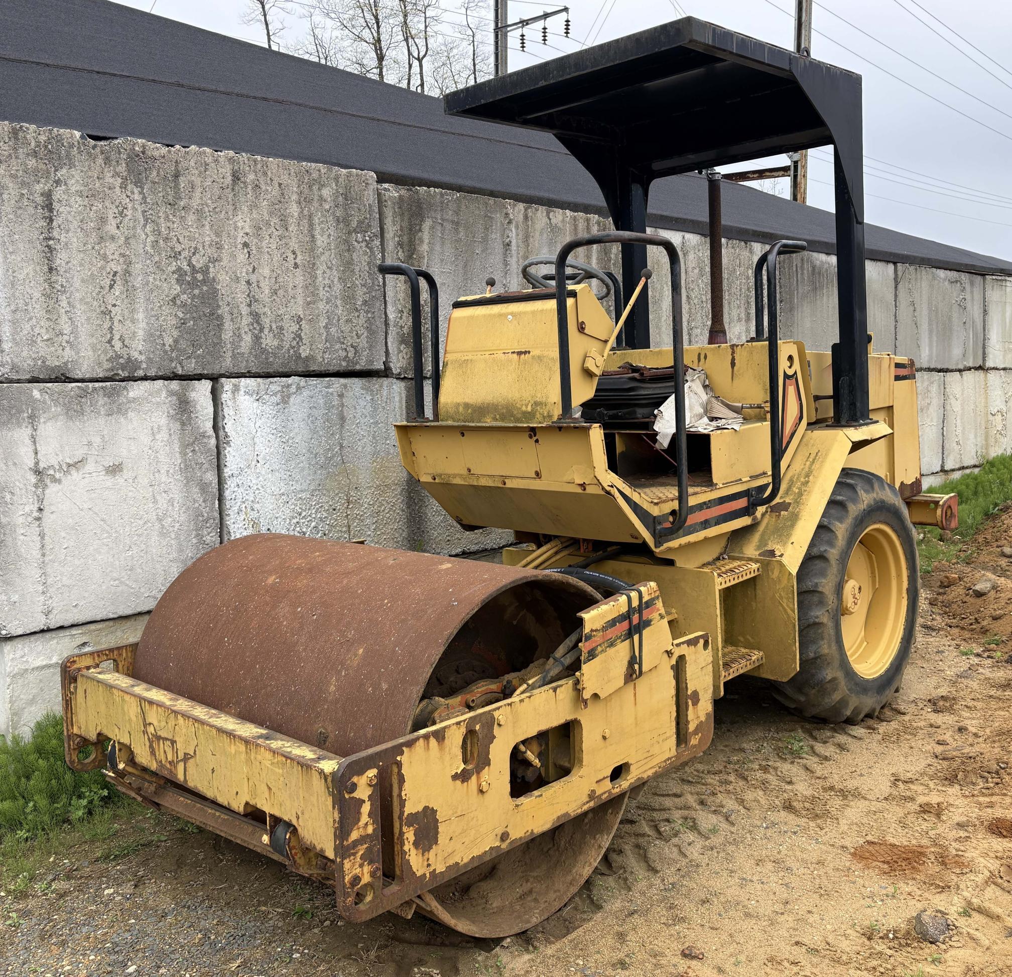 1992 HAMM 2210SD