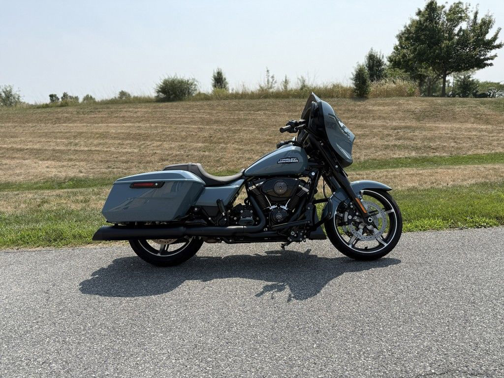 2024 Harley-Davidson Street Glide FLHX in Winchester, VA