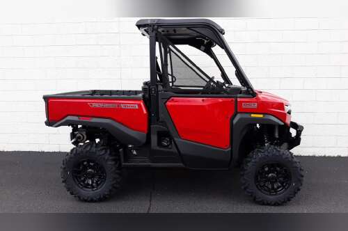 2026 Honda Pioneer 1000 Deluxe in southgate MI