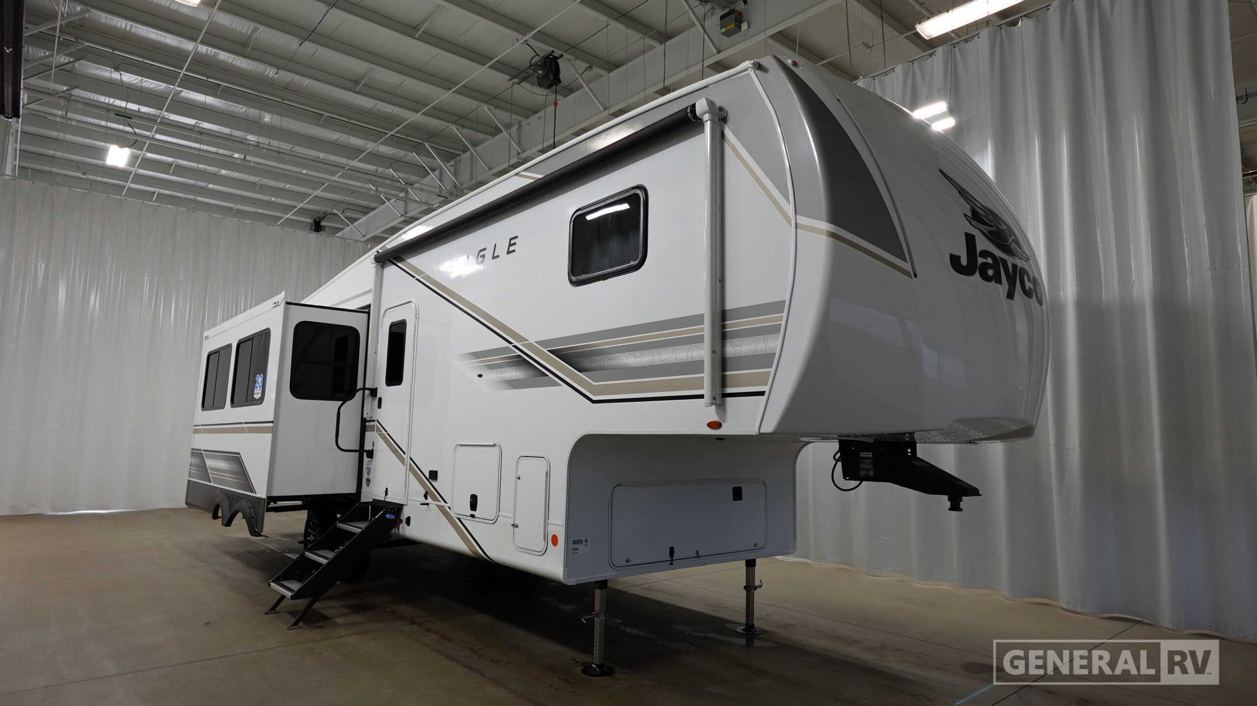 2027 Jayco Eagle SLE 30RLT in wixom MI