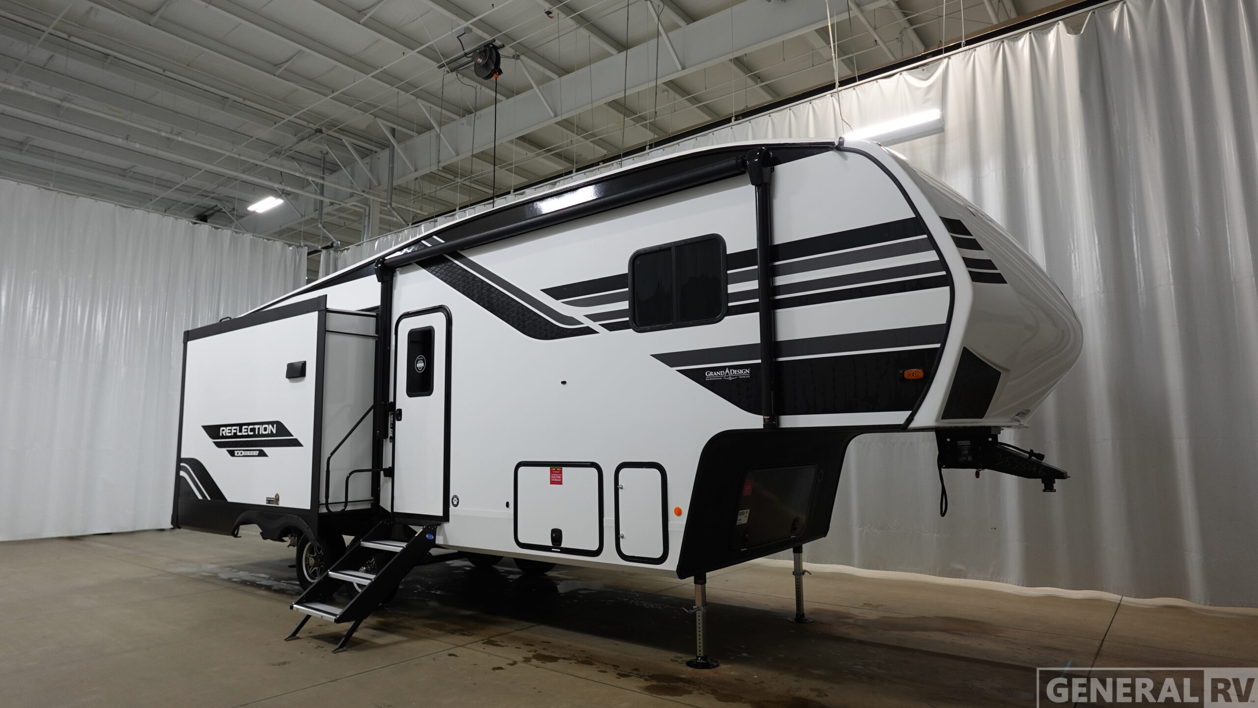 2026 Grand Design REFLECTION 100 SERIES 28RL in clarkston MI