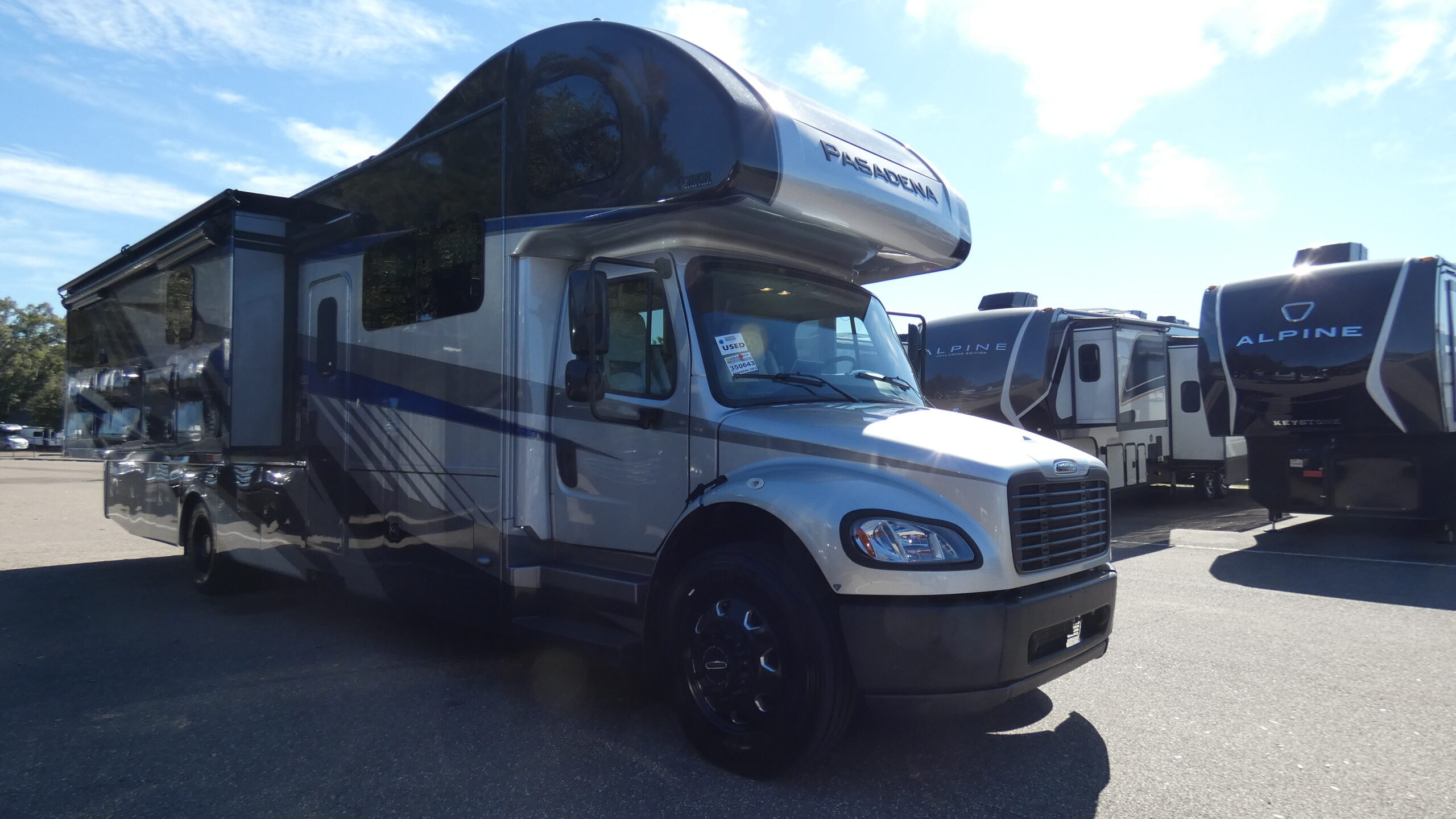 2024 Thor Motor Coach PASADENA 38FX Super C RV
