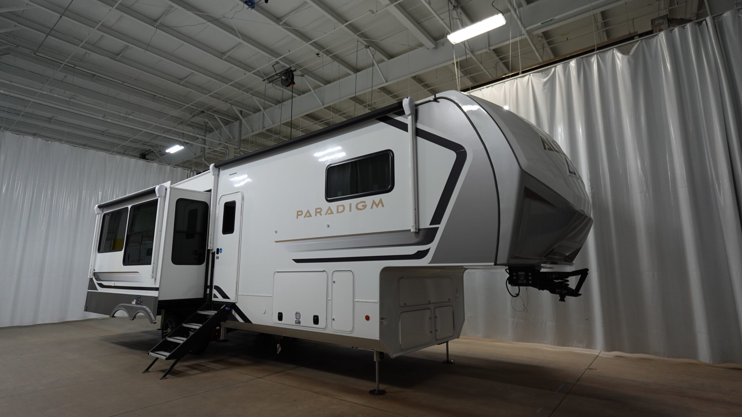 2026 Alliance Rv PARADIGM 310RL in mt clemens MI