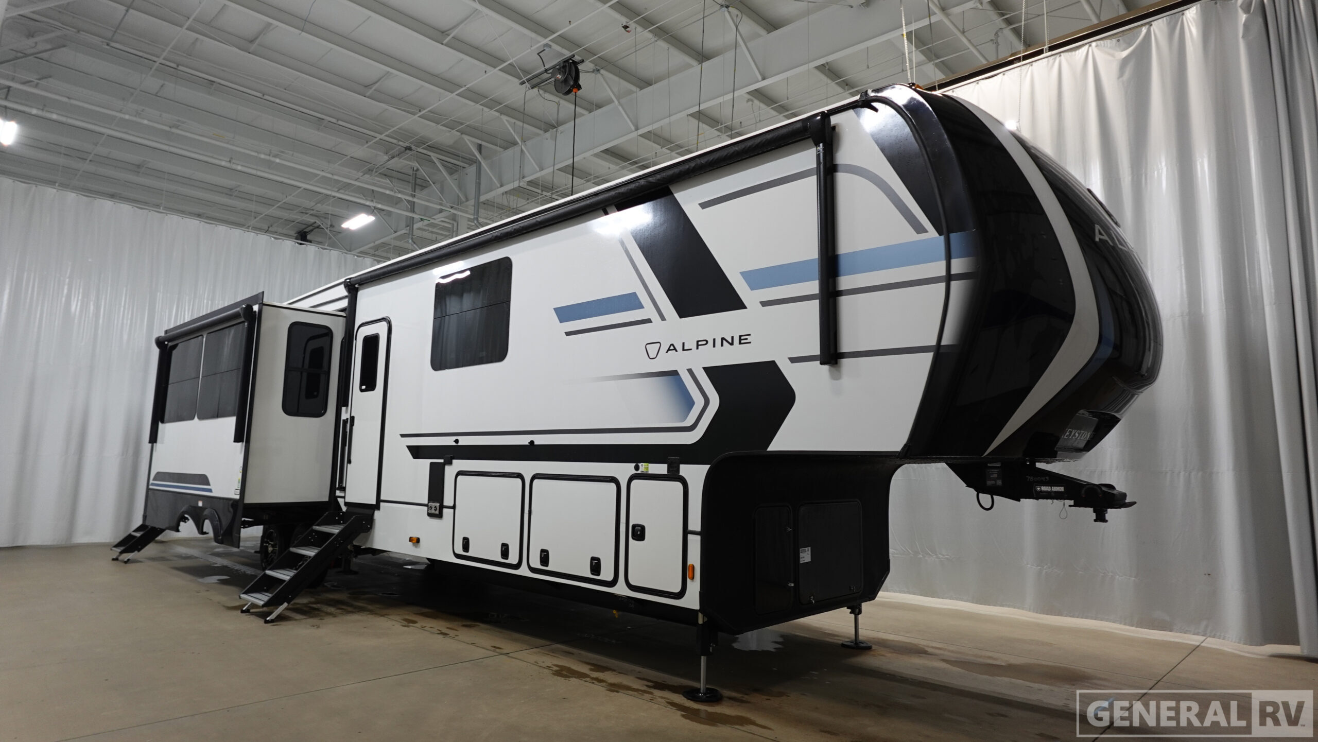 2026 Keystone ALPINE 3910RK in longmont CO
