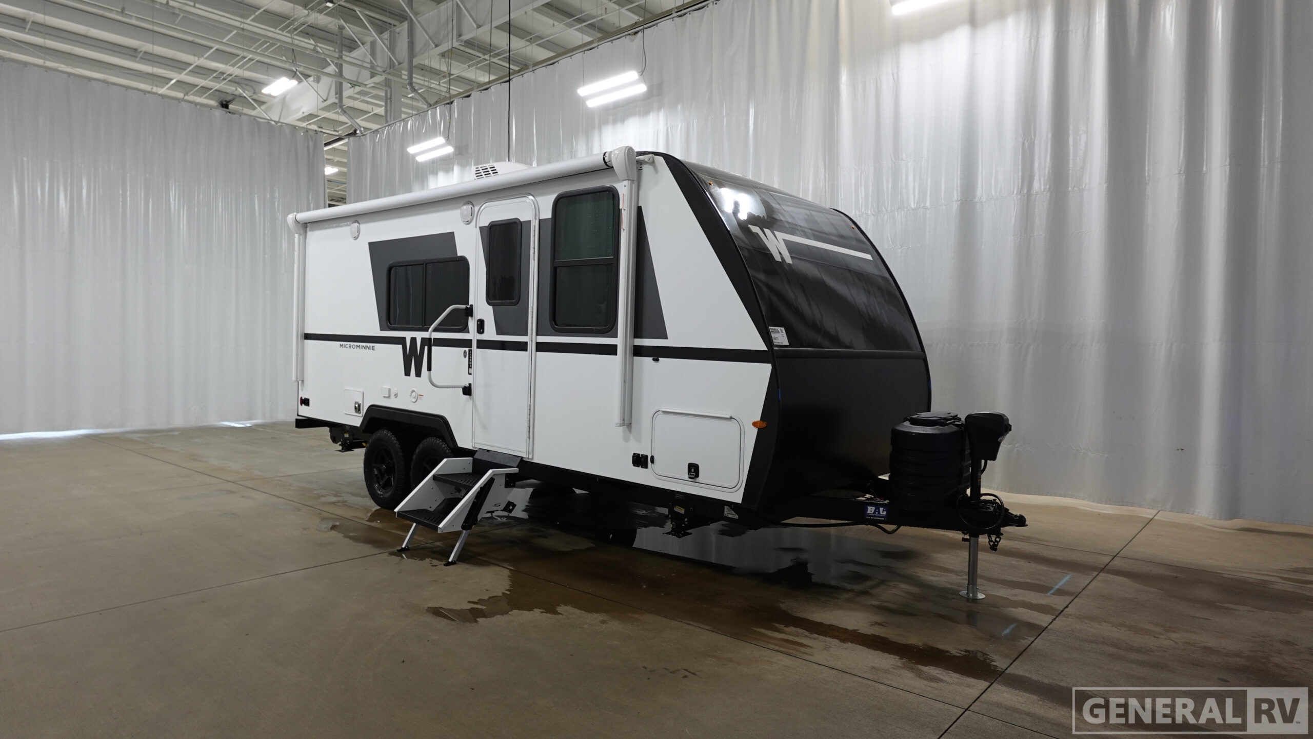 2026 Winnebago MICRO MINNIE 2108DS in ashland VA