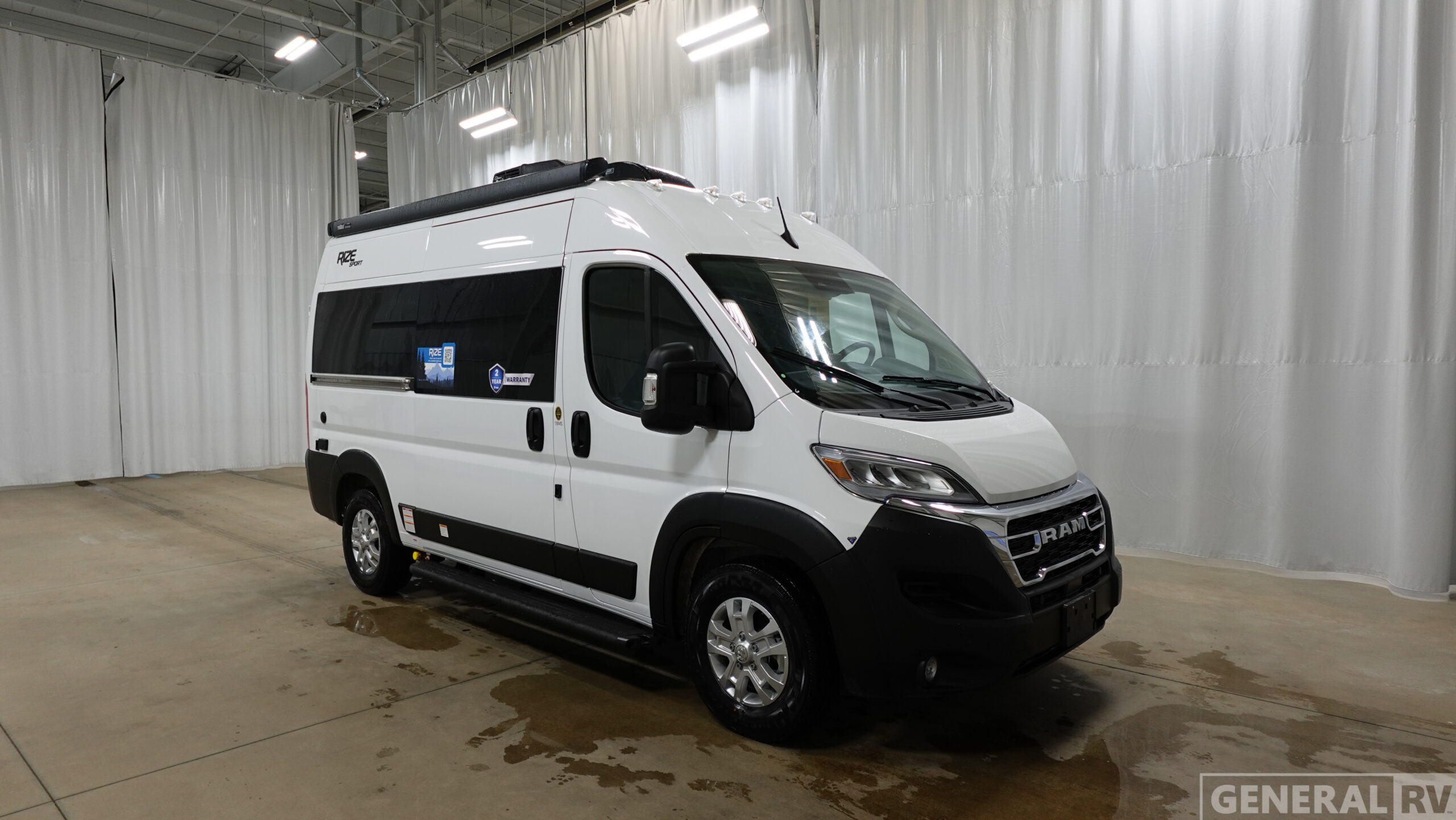 2026 Thor Motor Coach RIZE SPORT 18M RV