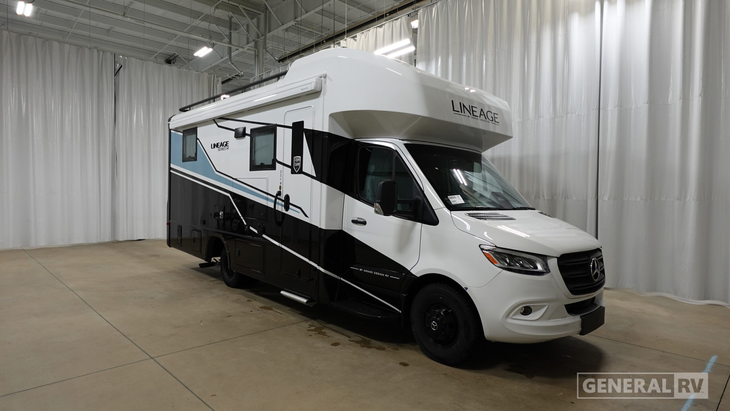 2026 Grand Design LINEAGE SERIES M 25FW RV