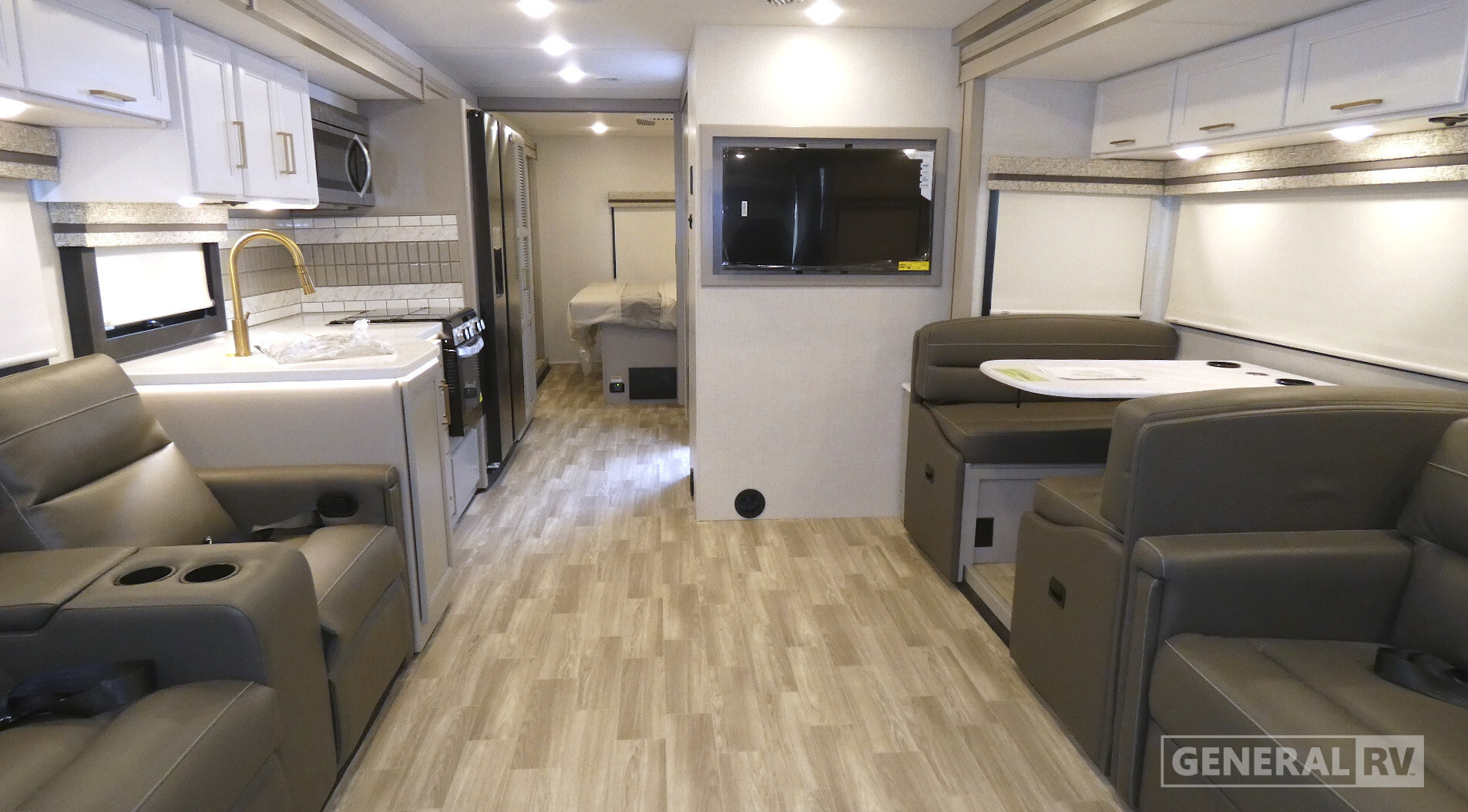 2026 Thor Motor Coach WINDSPORT 35R in longmont CO