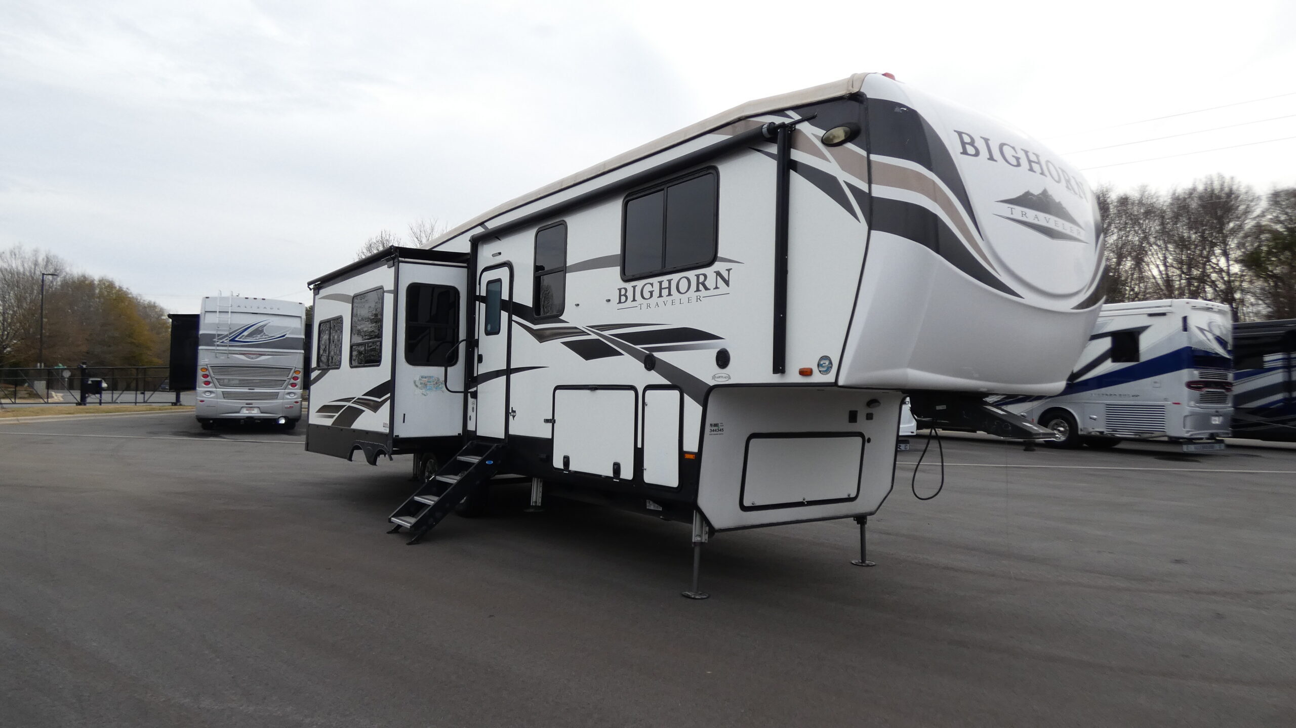 2020 Heartland BIGHORN TRAVELER 32RS in salisbury NC