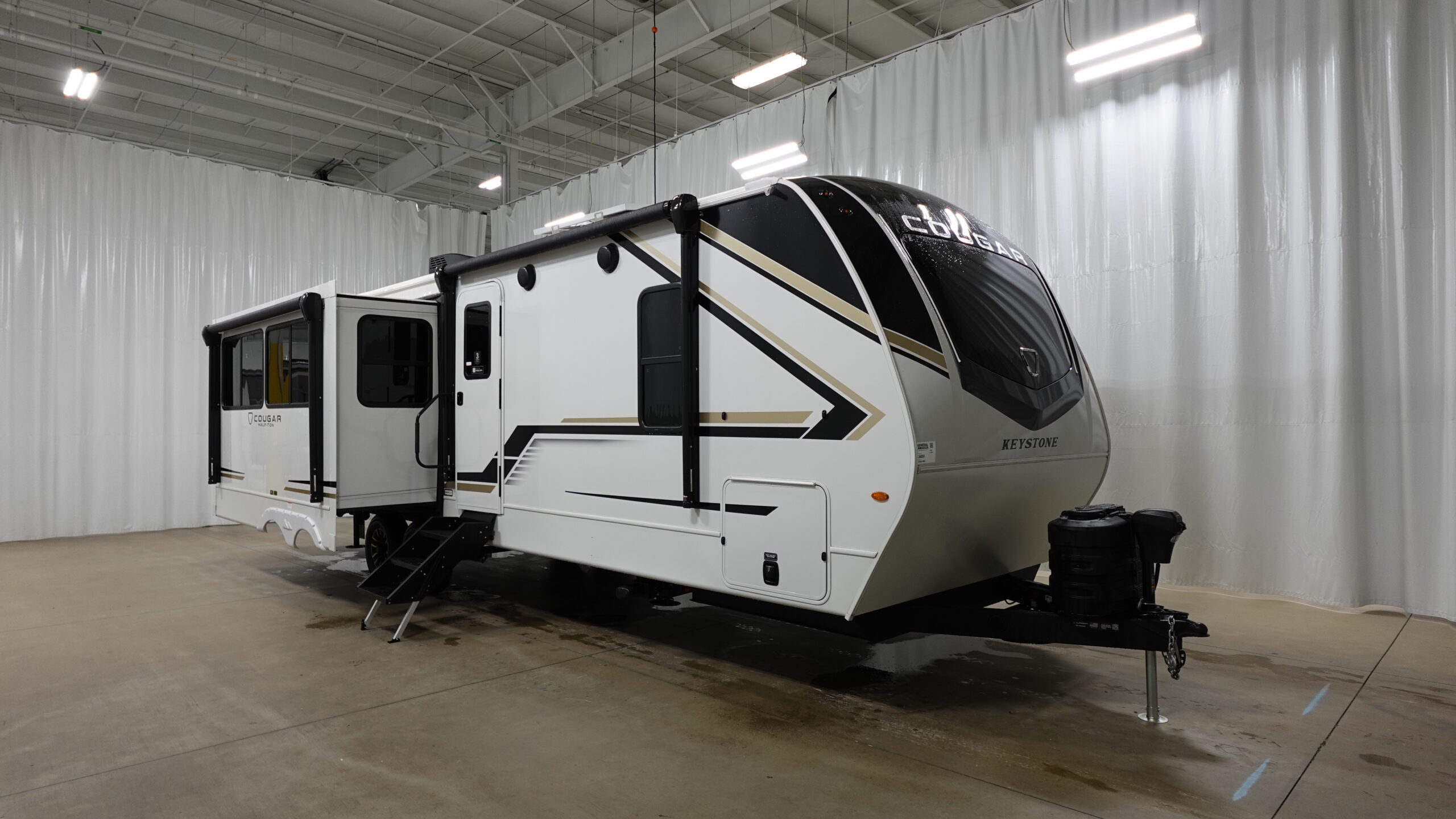 2026 Keystone COUGAR HALF-TON 29RLP RV
