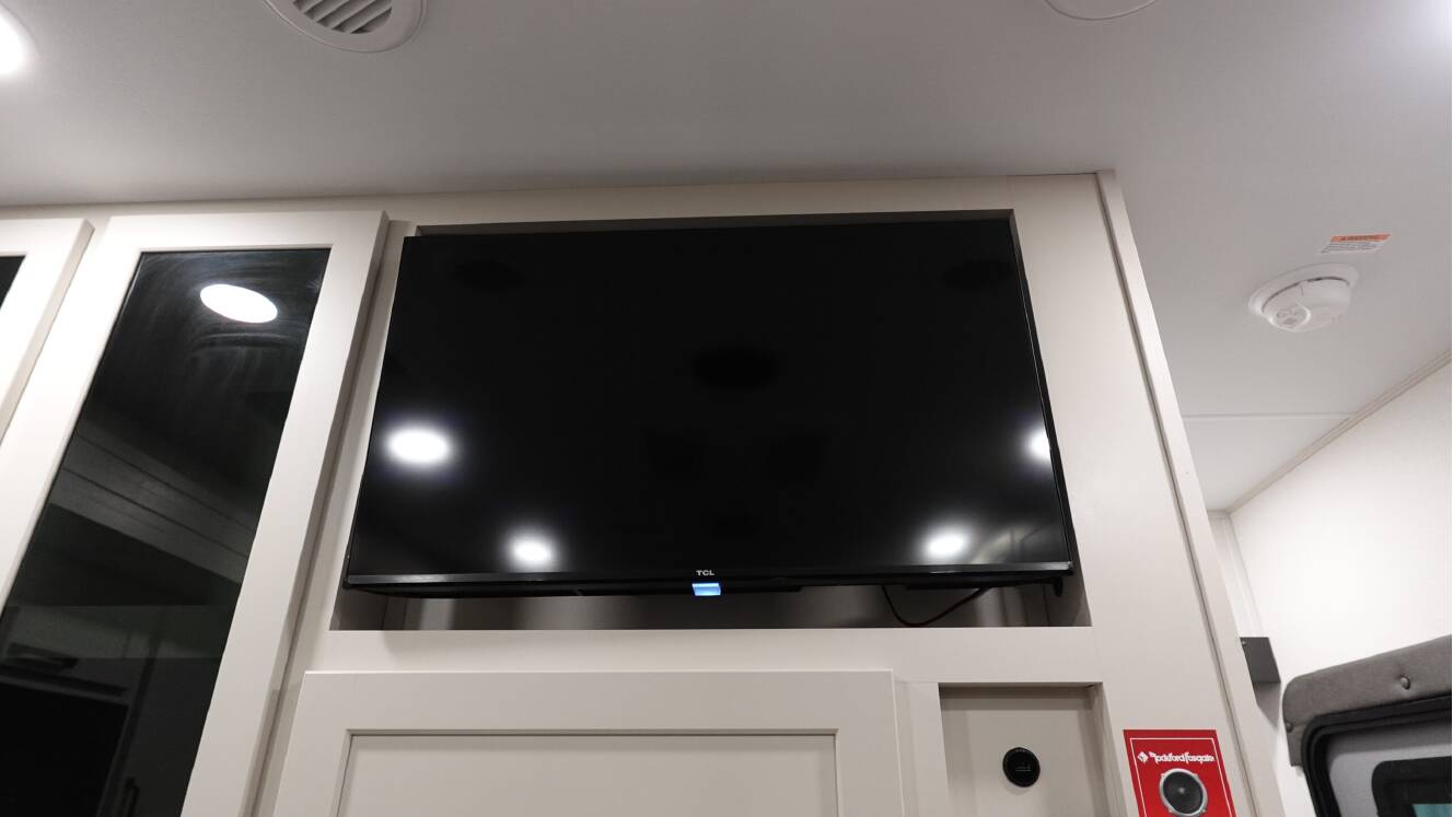 A photo of this 2026 Grand Design MOMENTUM 25G
