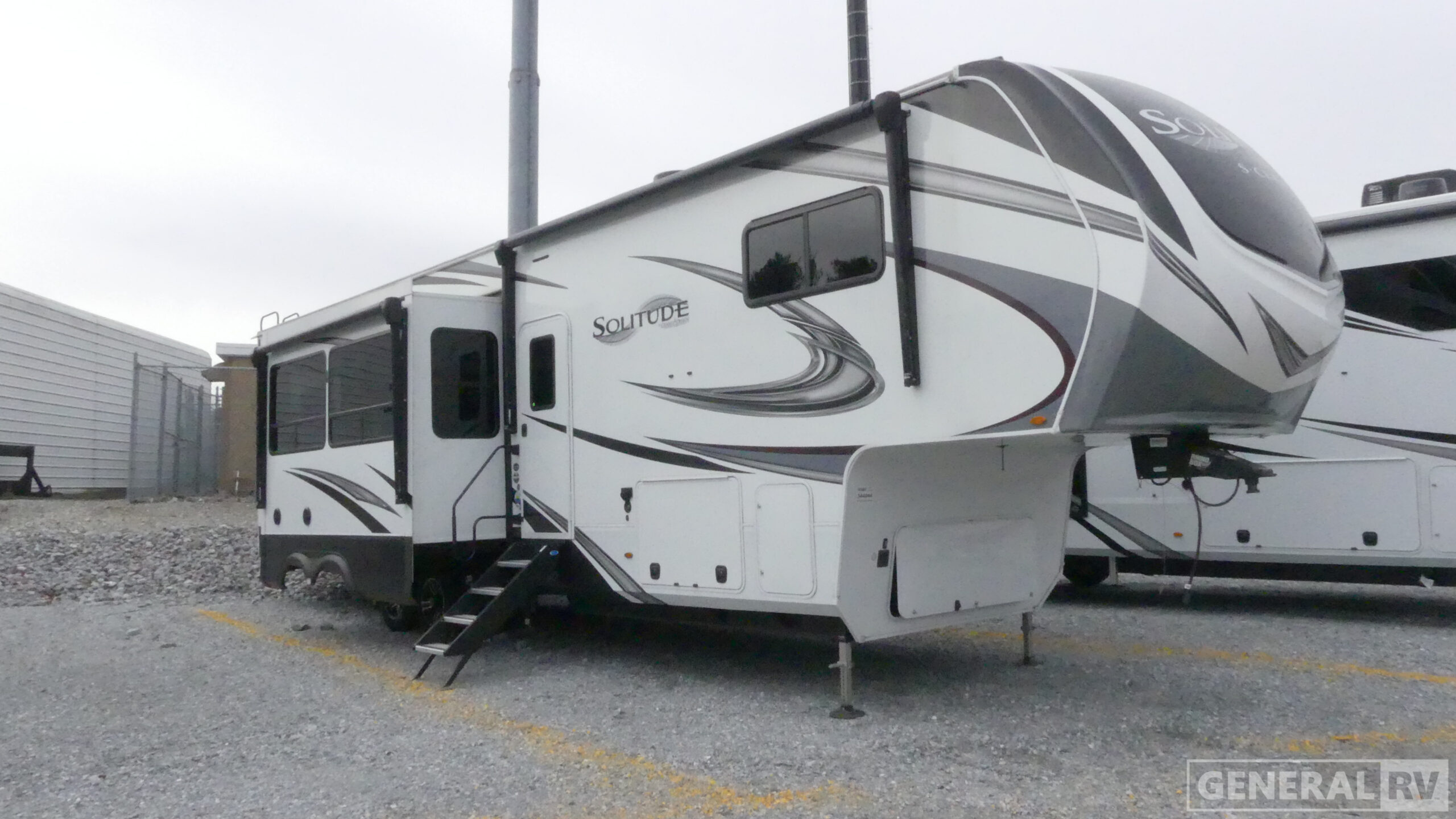 2023 Grand Design SOLITUDE S-CLASS 3950BH in wayland MI