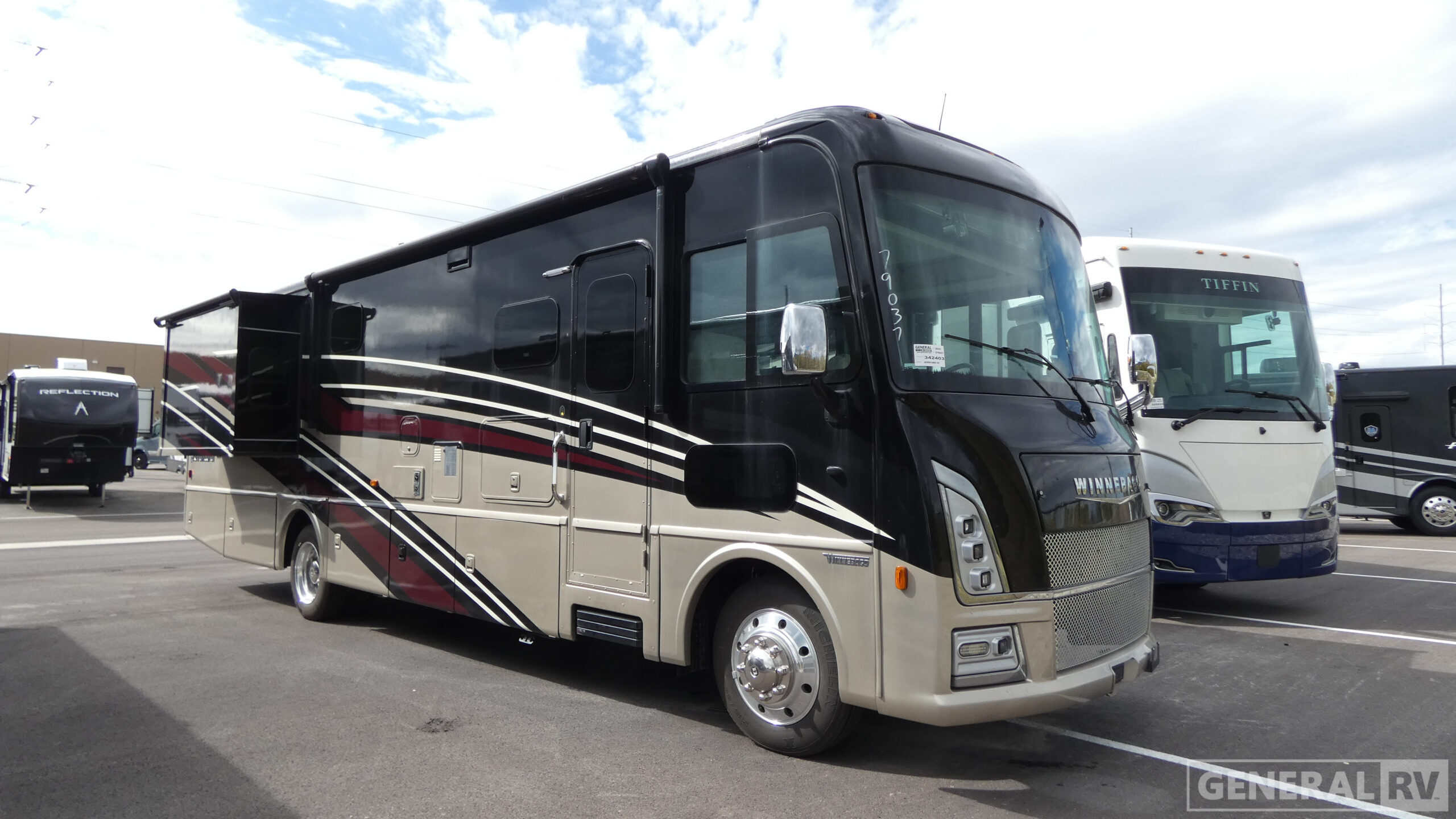 2025 Winnebago ADVENTURER 35F in south weber UT