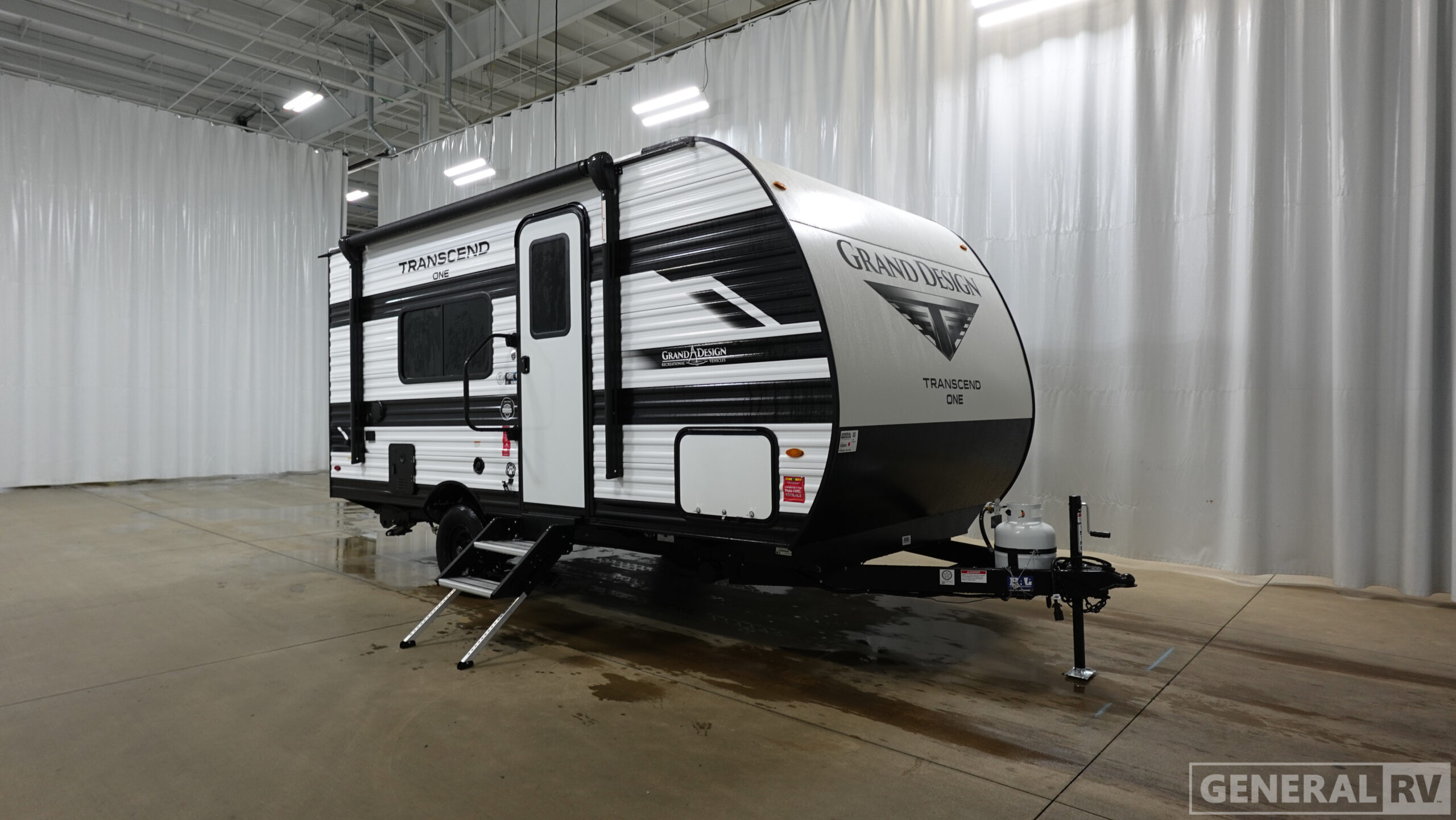 2026 Grand Design TRANSCEND-ONE 151RB in mt clemens MI