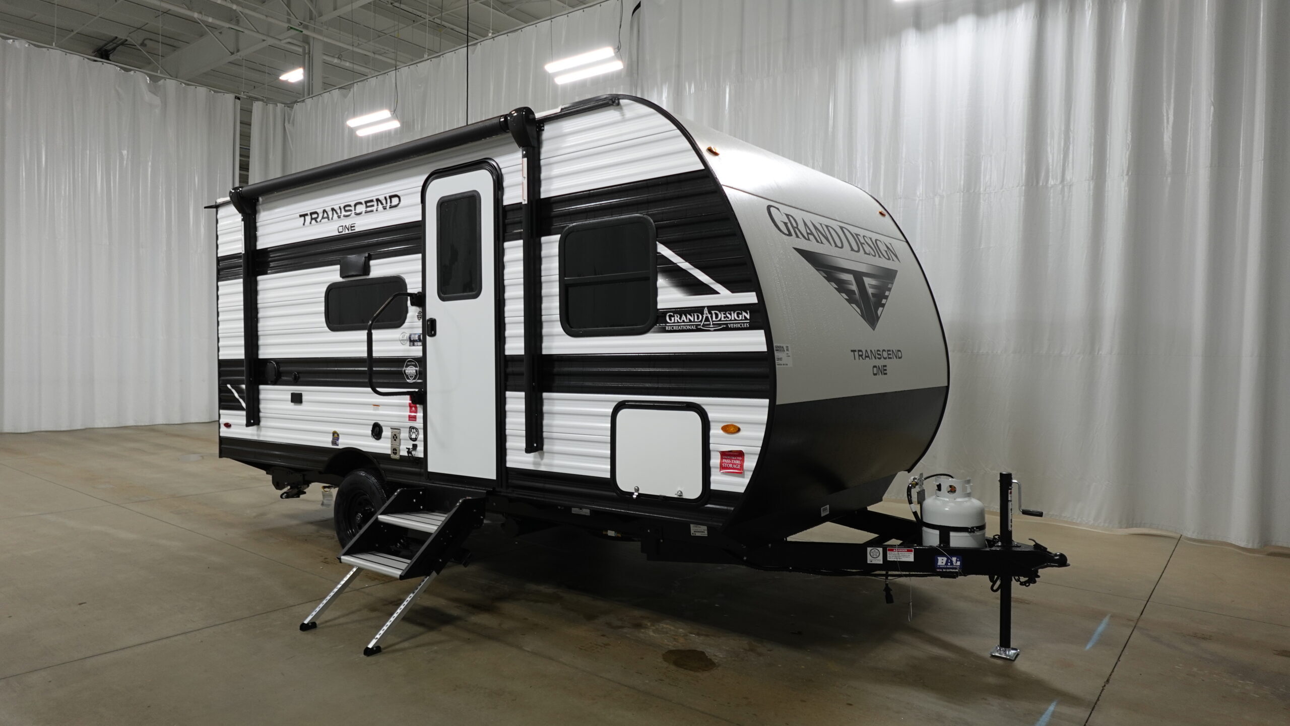2026 Grand Design TRANSCEND-ONE 151BH in north canton OH