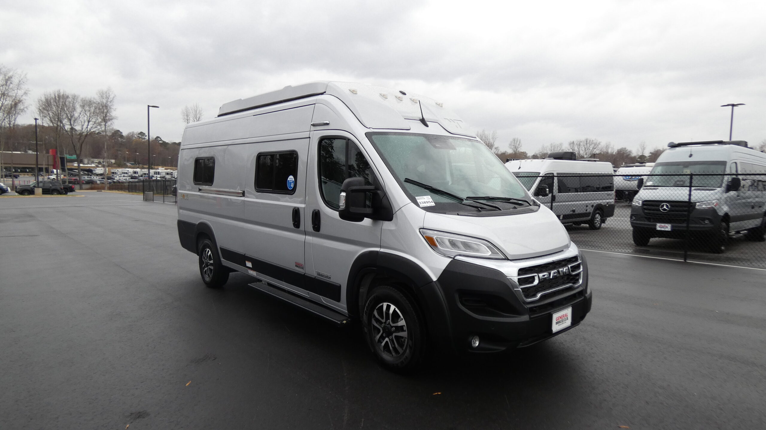 2026 Winnebago SOLIS 59PX RV