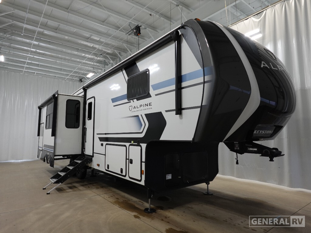 2026 Keystone Rv AVALANCHE 302RS in dover FL