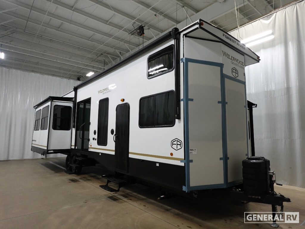2026 Forest River WILDWOOD 42DL RV