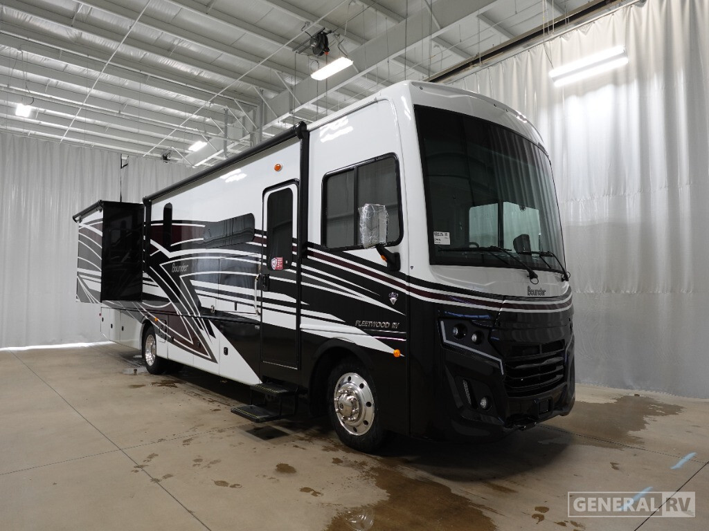 2026 Fleetwood BOUNDER 35K in dover FL