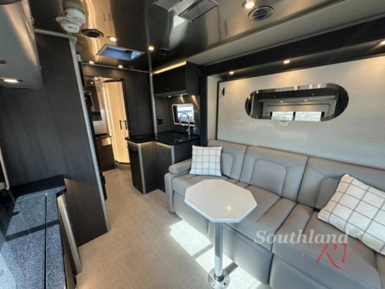 A photo of this 2026 Airstream Atlas Murphy Suite