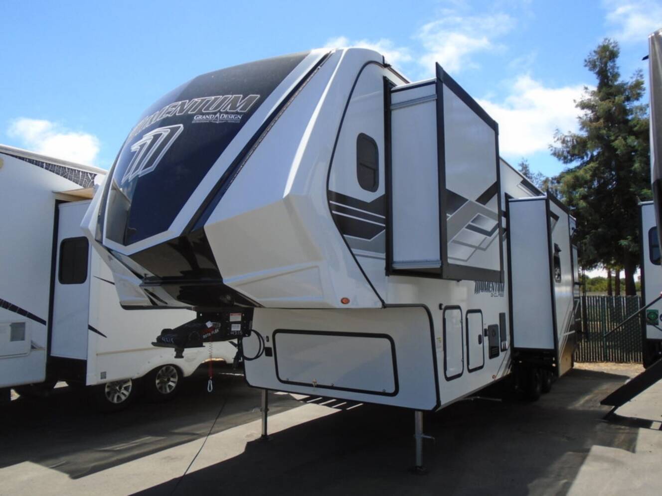 A photo of this 2026 Grand Design Momentum G Class 320G