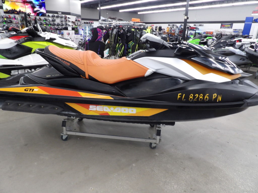 2013 Sea-Doo GTI SE 130 SE 130 in Eustis, FL