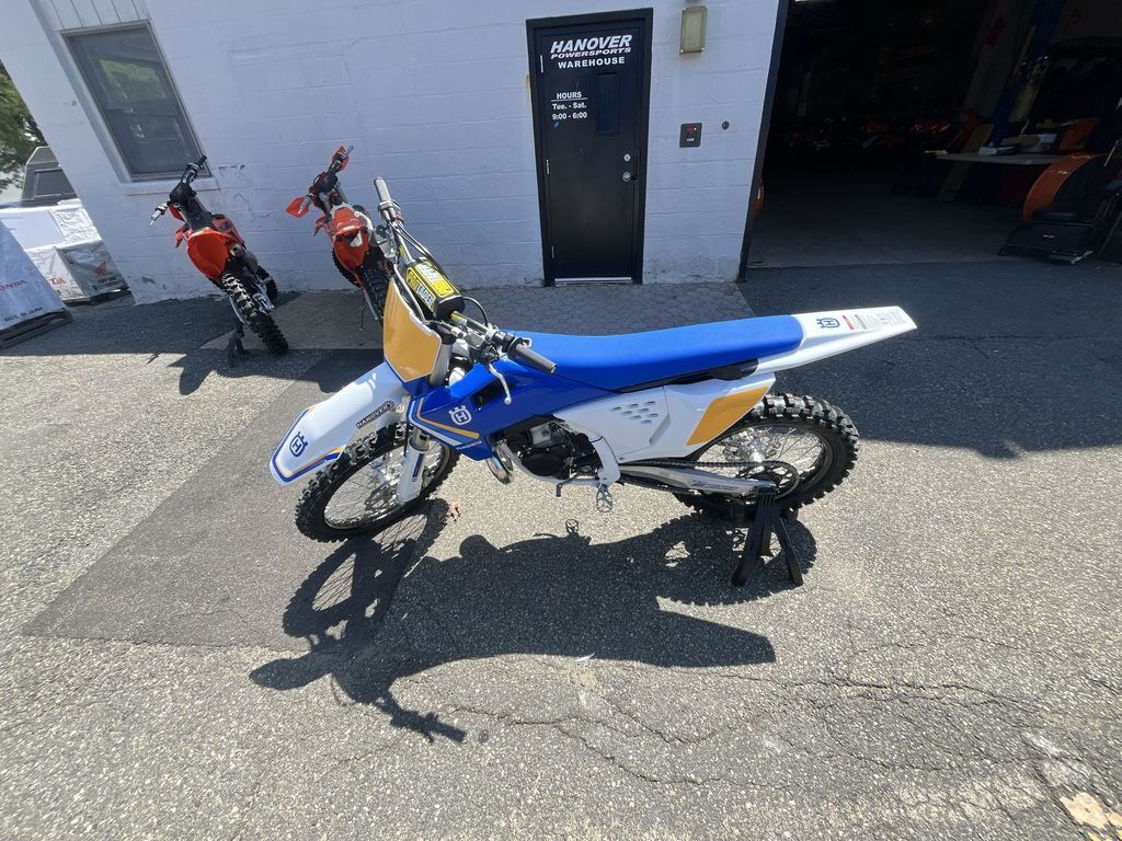 2025 Husqvarna® TC 300 Heritage 300 in East Hanover, NJ